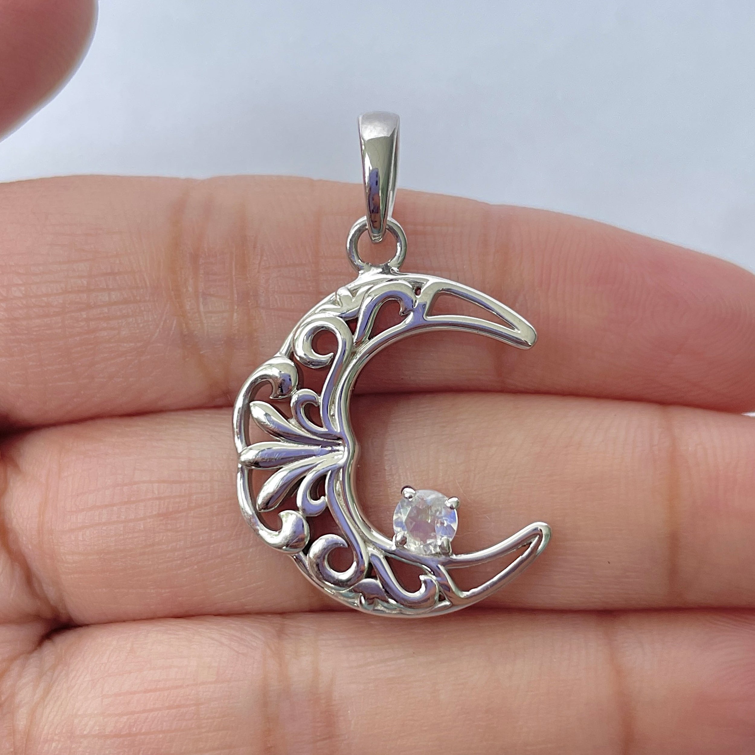 Moonstone Pendant-(RBM-RDN-150)