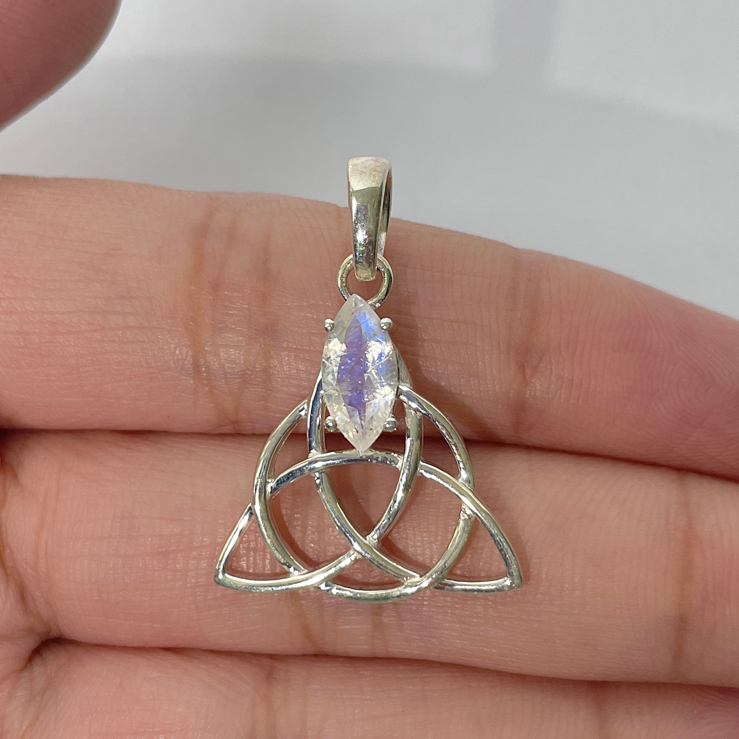 Moonstone Pendant-(RBM-RDN-161)