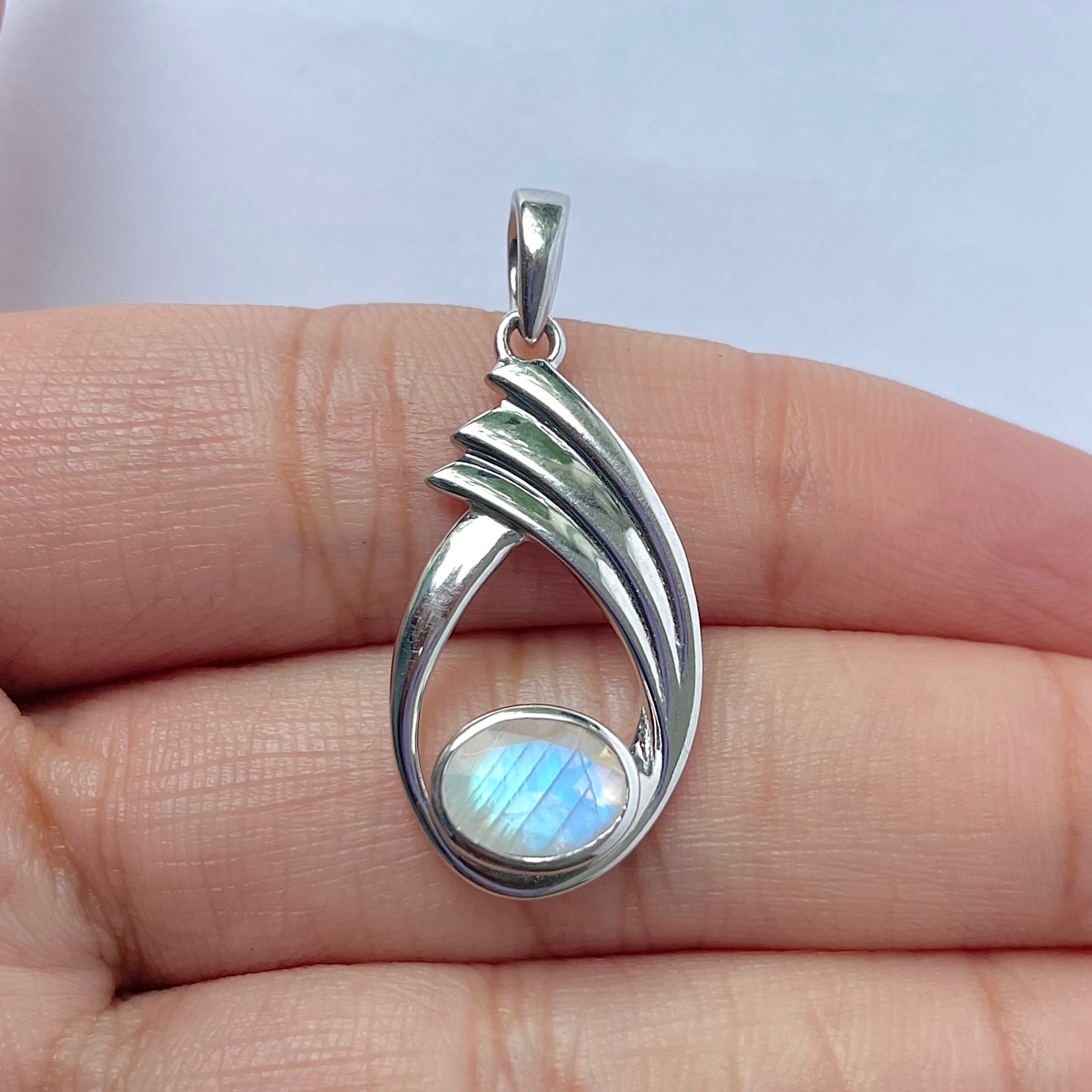 Moonstone Pendant-(RBM-RDP-131)