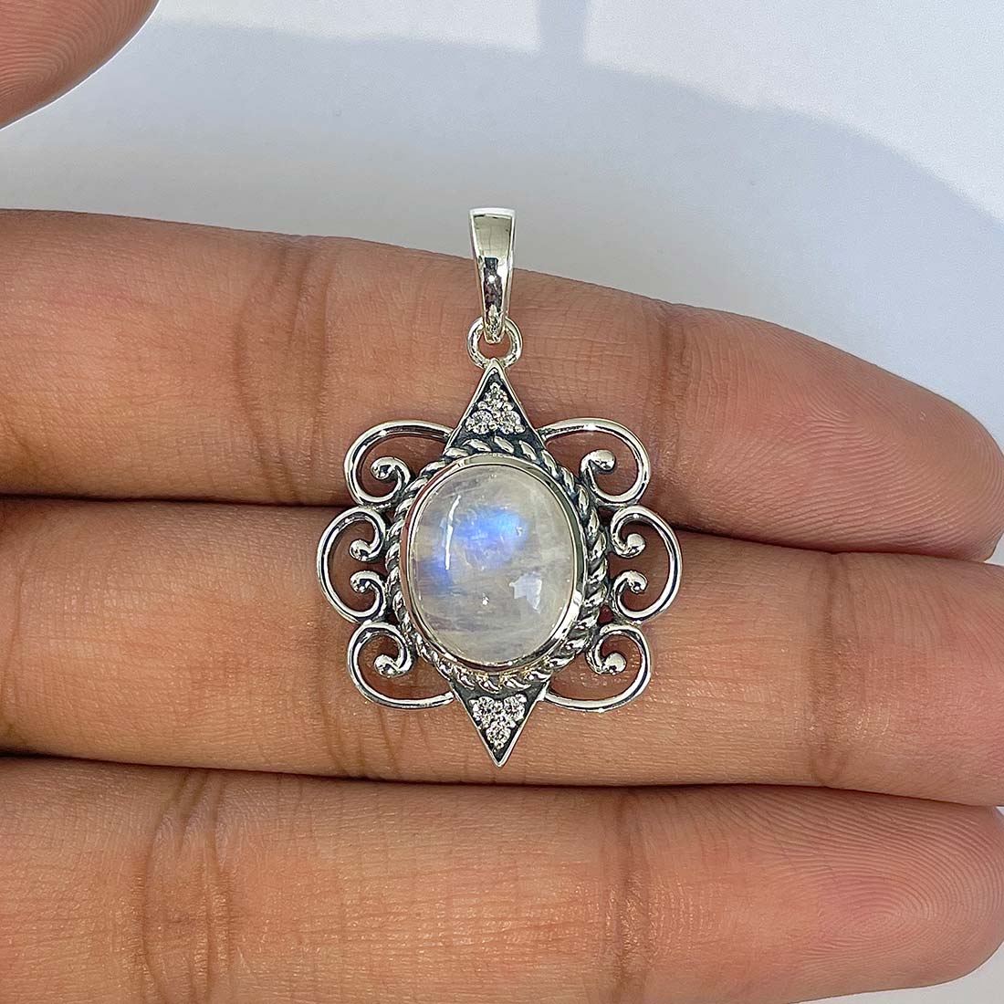 Moonstone Pendant-(RBM-RDP-334)