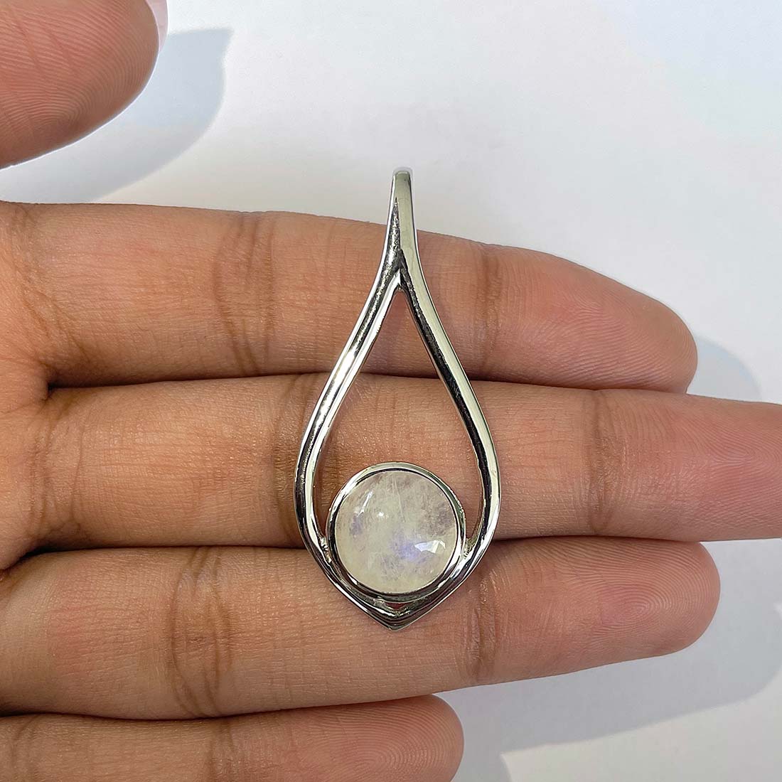 Moonstone Pendant-(RBM-RDP-43)