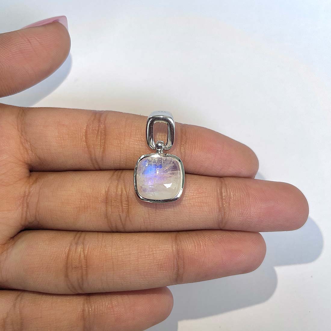 Moonstone Pendant-(RBM-RDP-45)