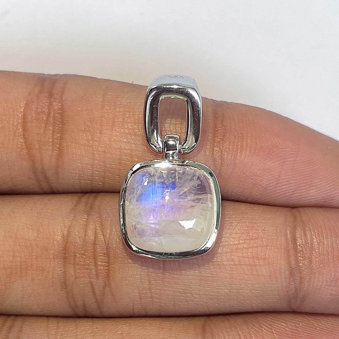 Moonstone Pendant-(RBM-RDP-45)