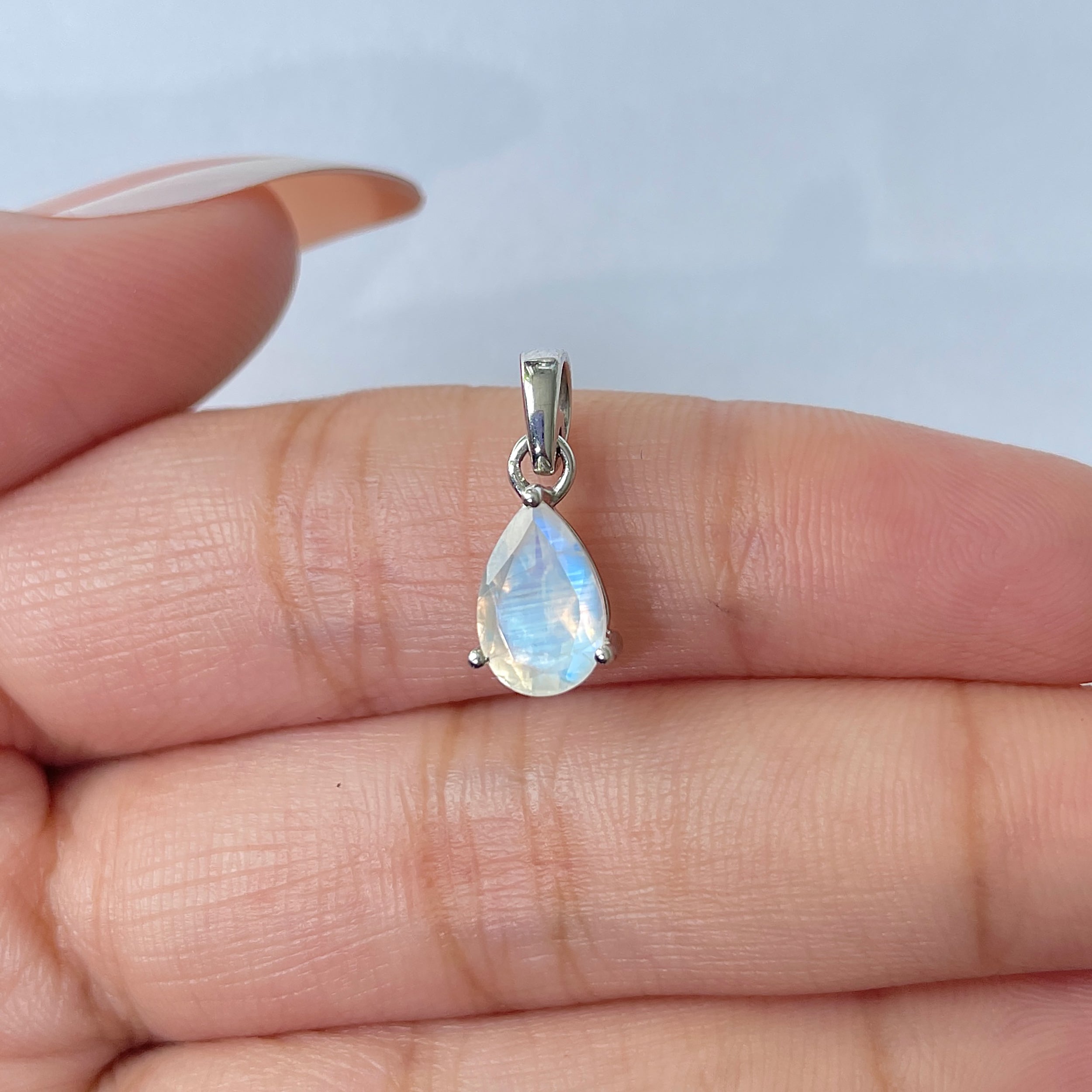 Moonstone Pendant-(RBM-RDP-917)