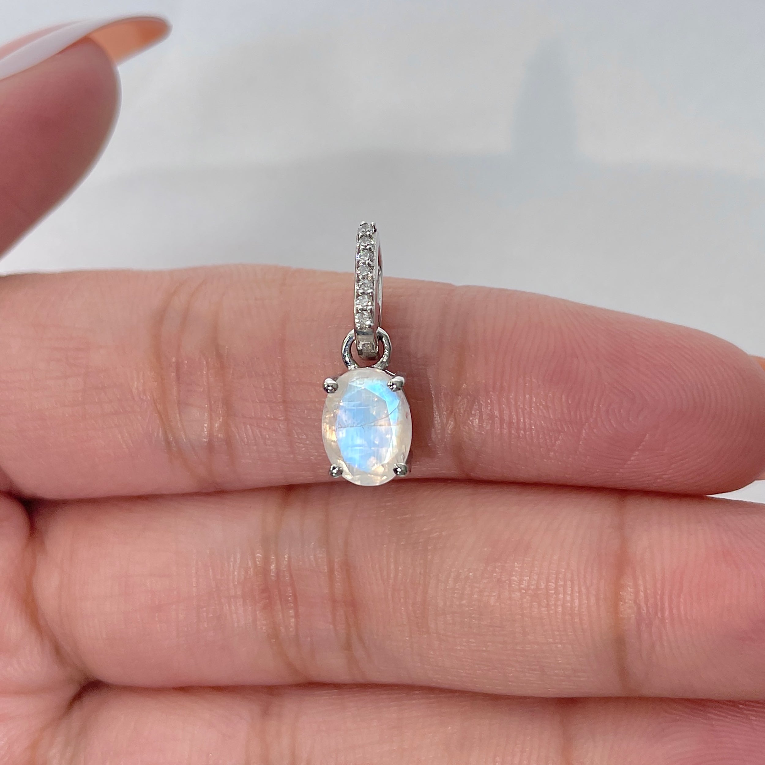 Moonstone Pendant-(RBM-RDP-920)