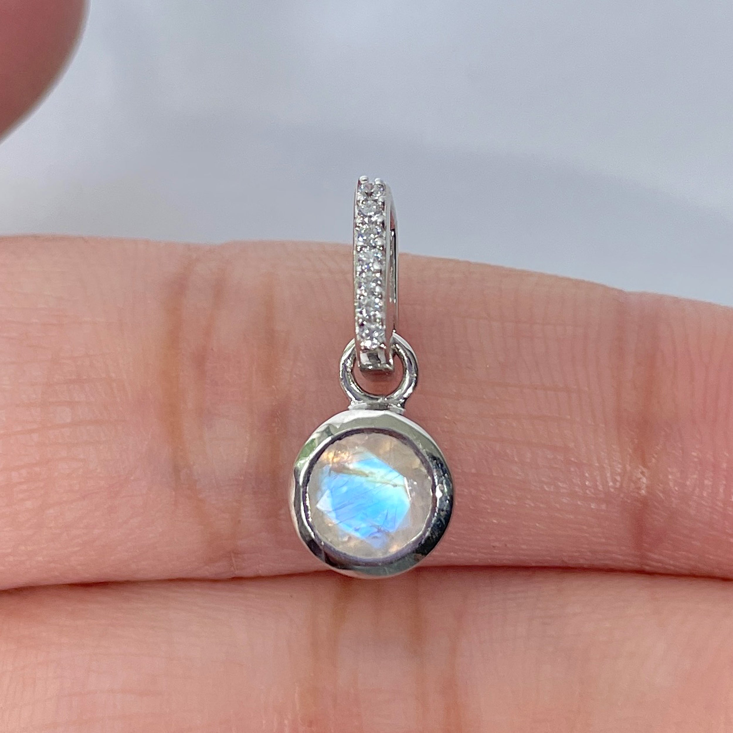 Moonstone Pendant-(RBM-RDP-958)