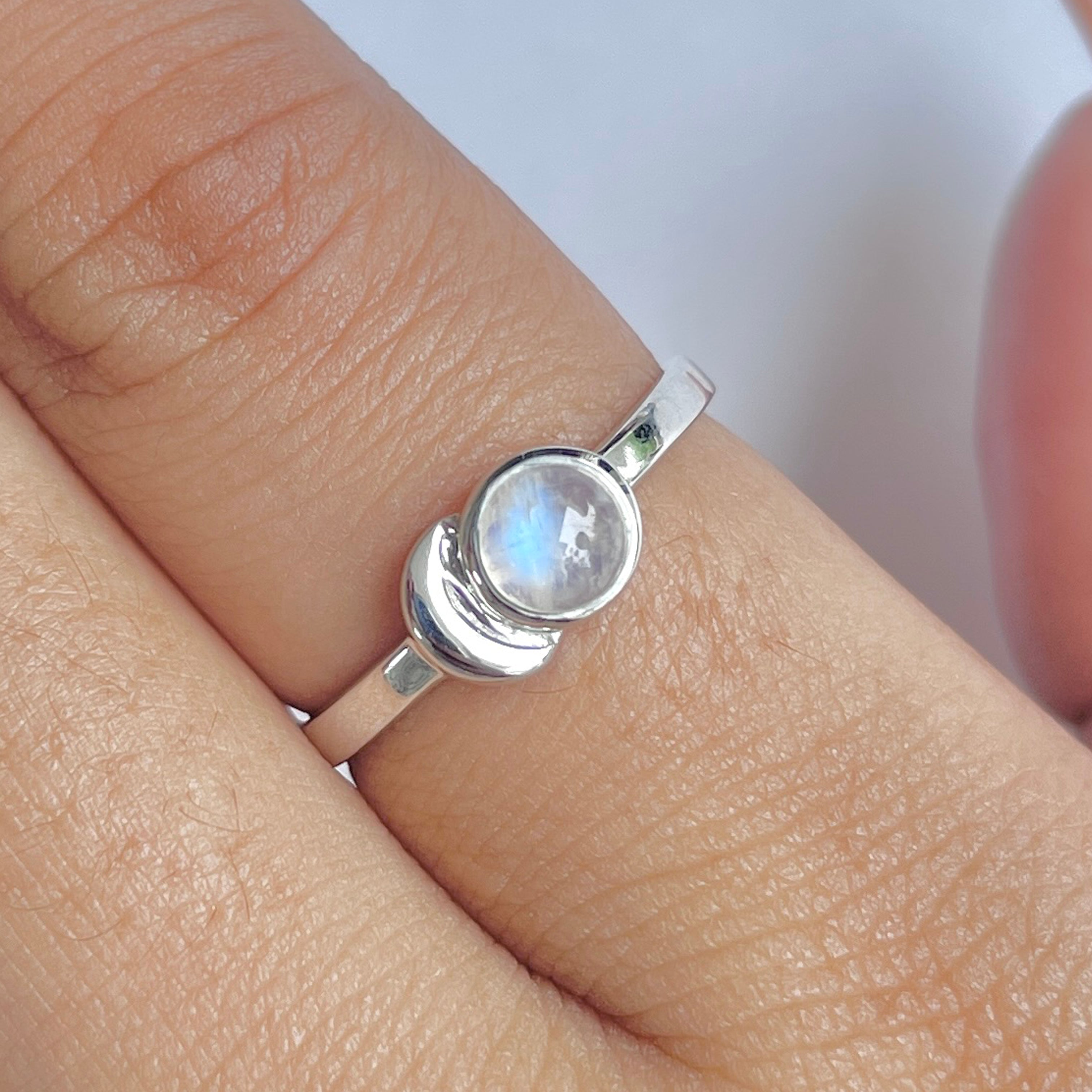 Moonstone Ring-(RBM-RDR-1052.)