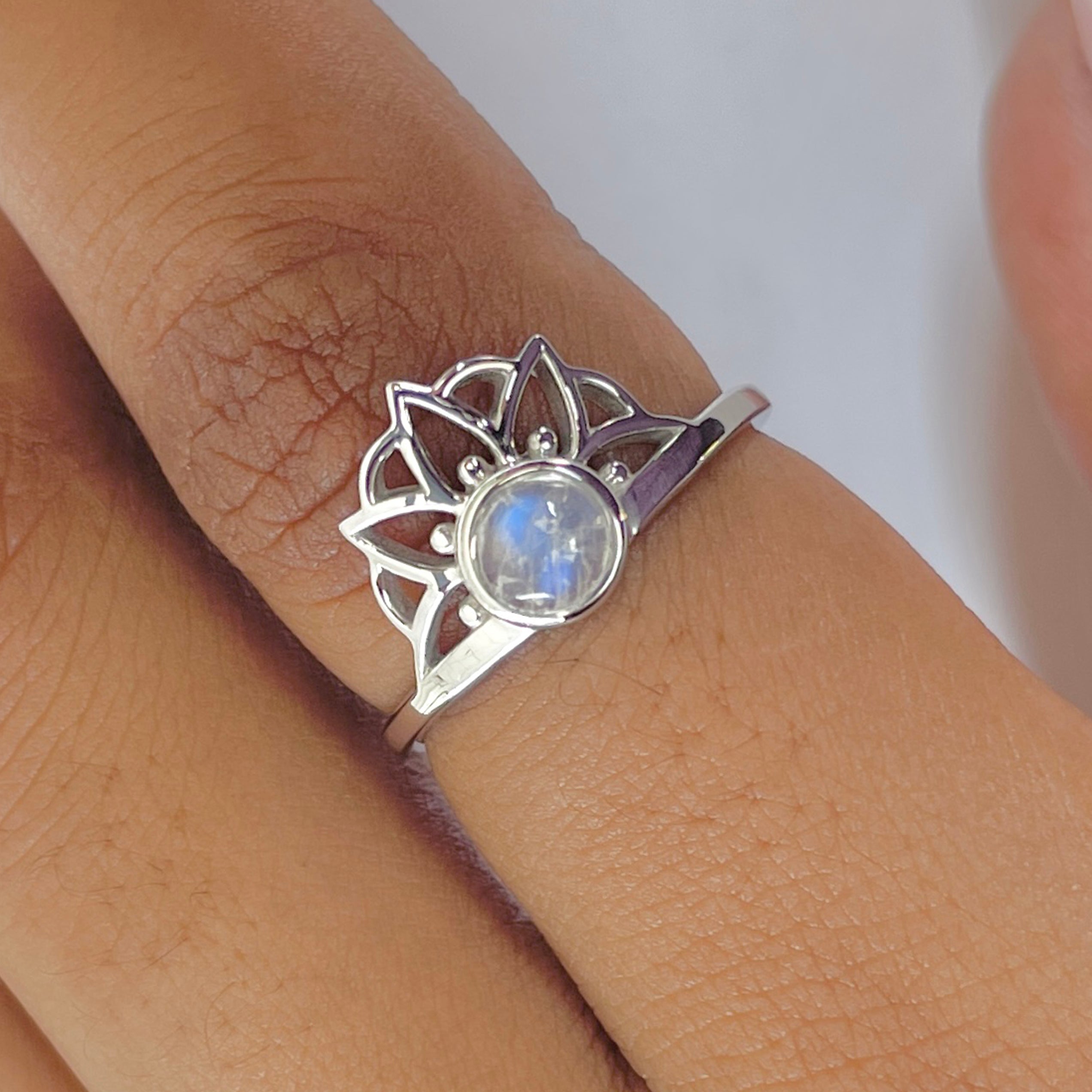 Moonstone Ring-(RBM-RDR-1329.)