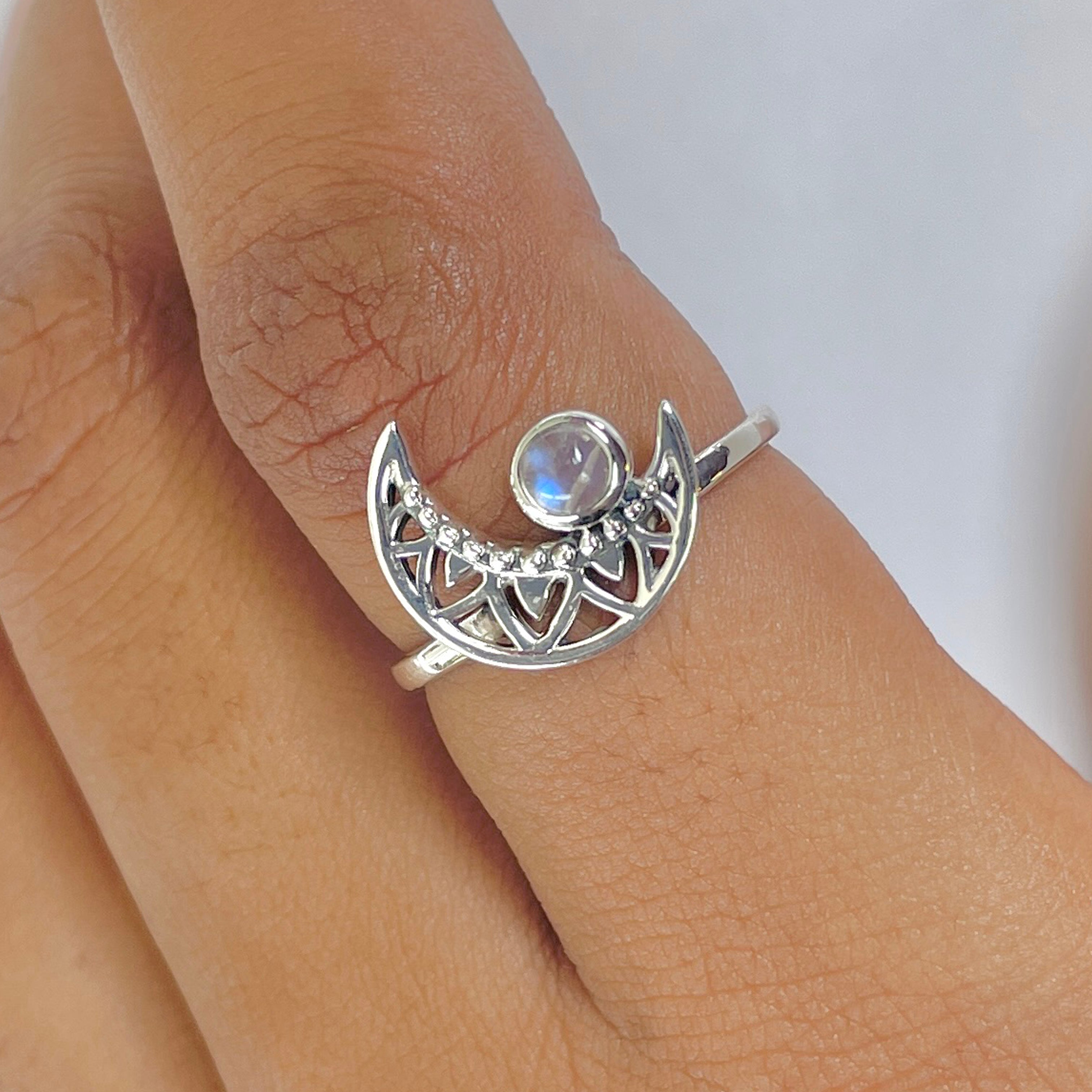 Moonstone Ring-(RBM-RDR-1338.)