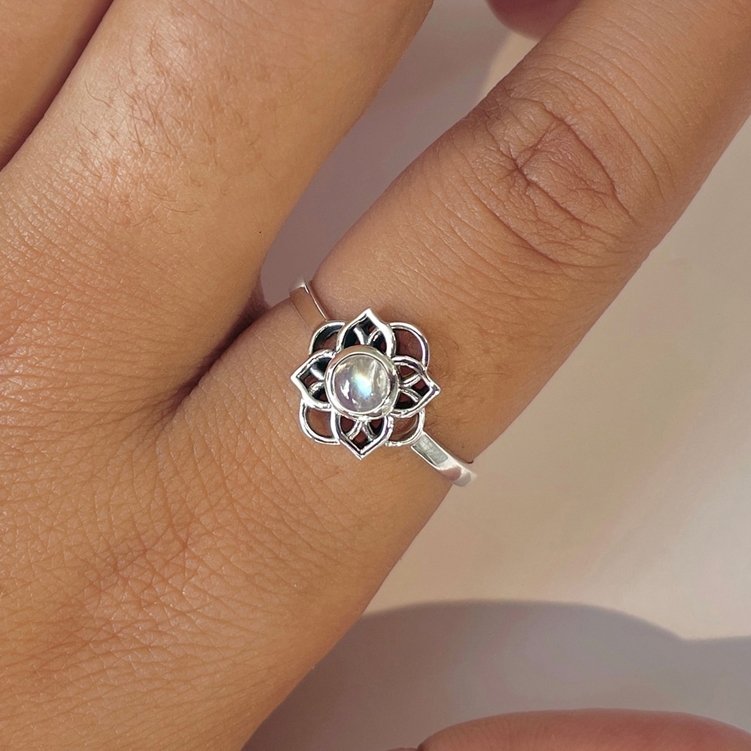 Moonstone Ring-(RBM-RDR-1351.)