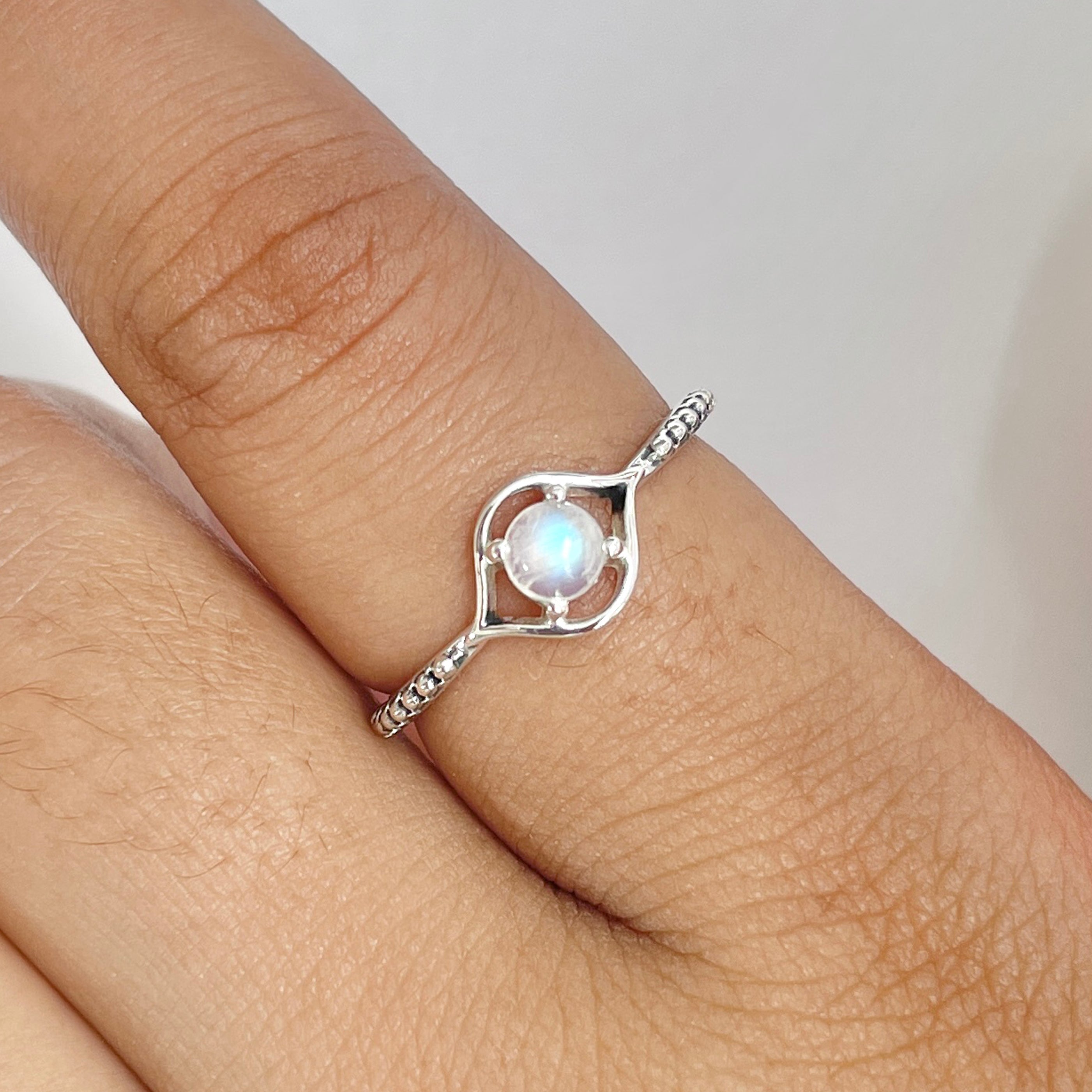 Moonstone Ring-(RBM-RDR-1396.)