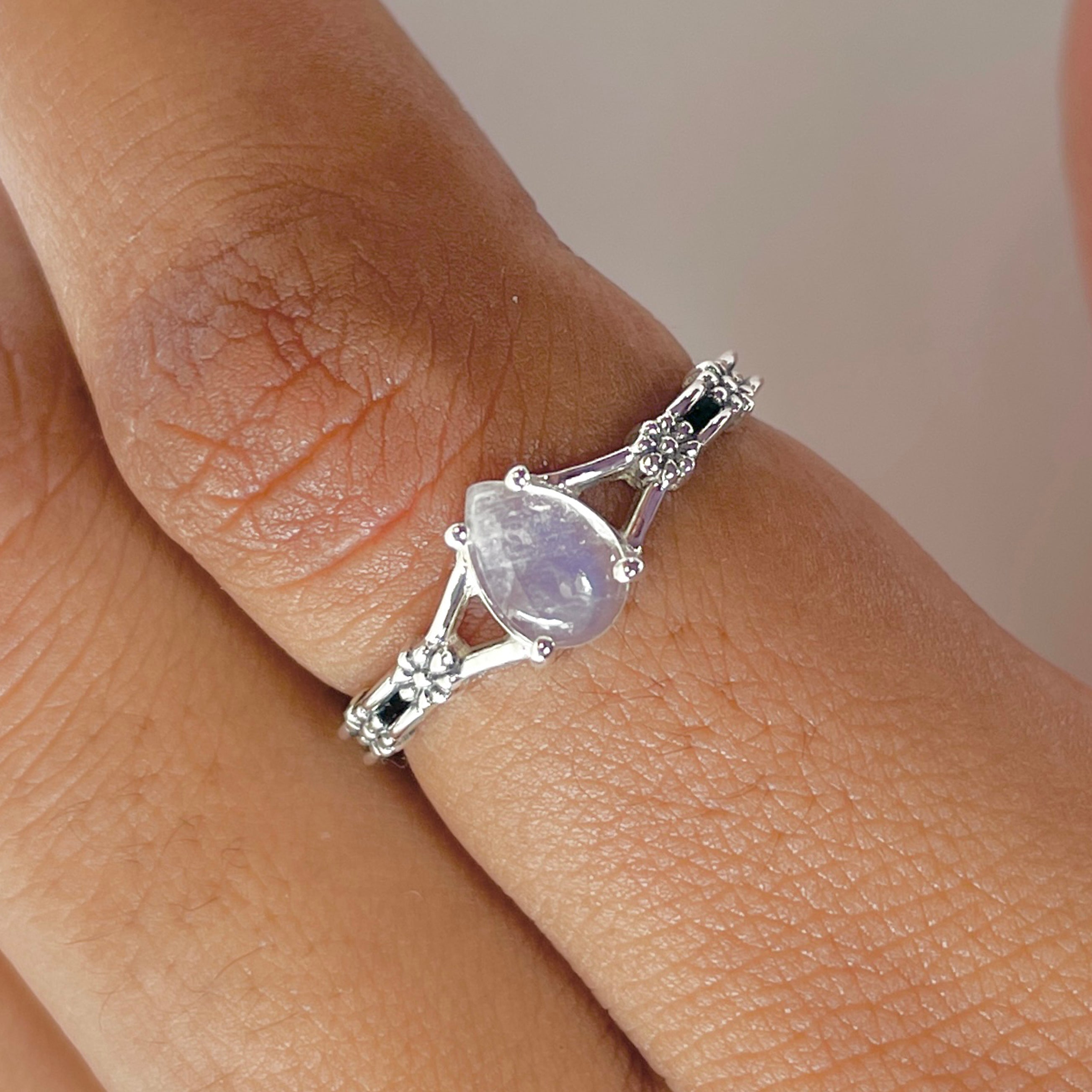 Moonstone Ring-(RBM-RDR-1429.)