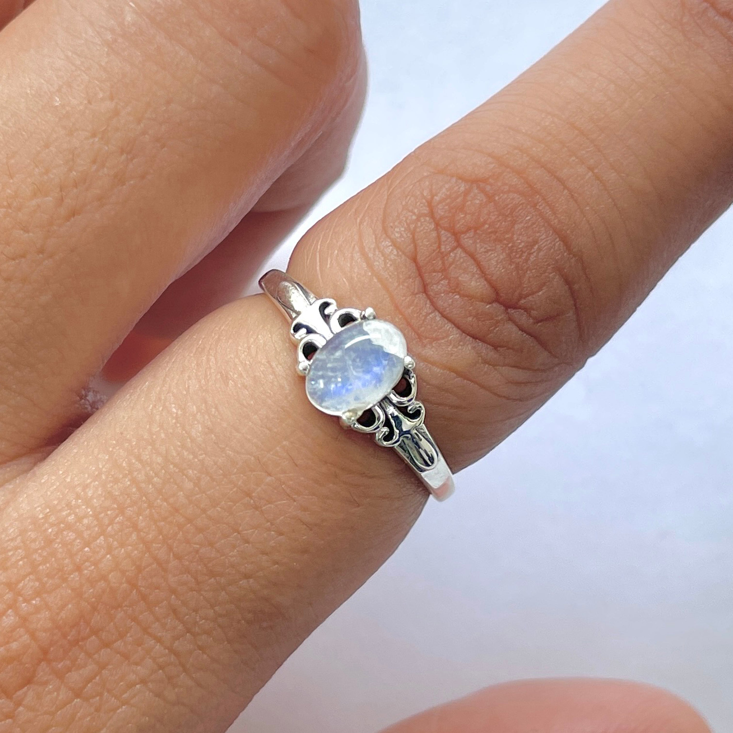 Moonstone Ring-(RBM-RDR-1531.)