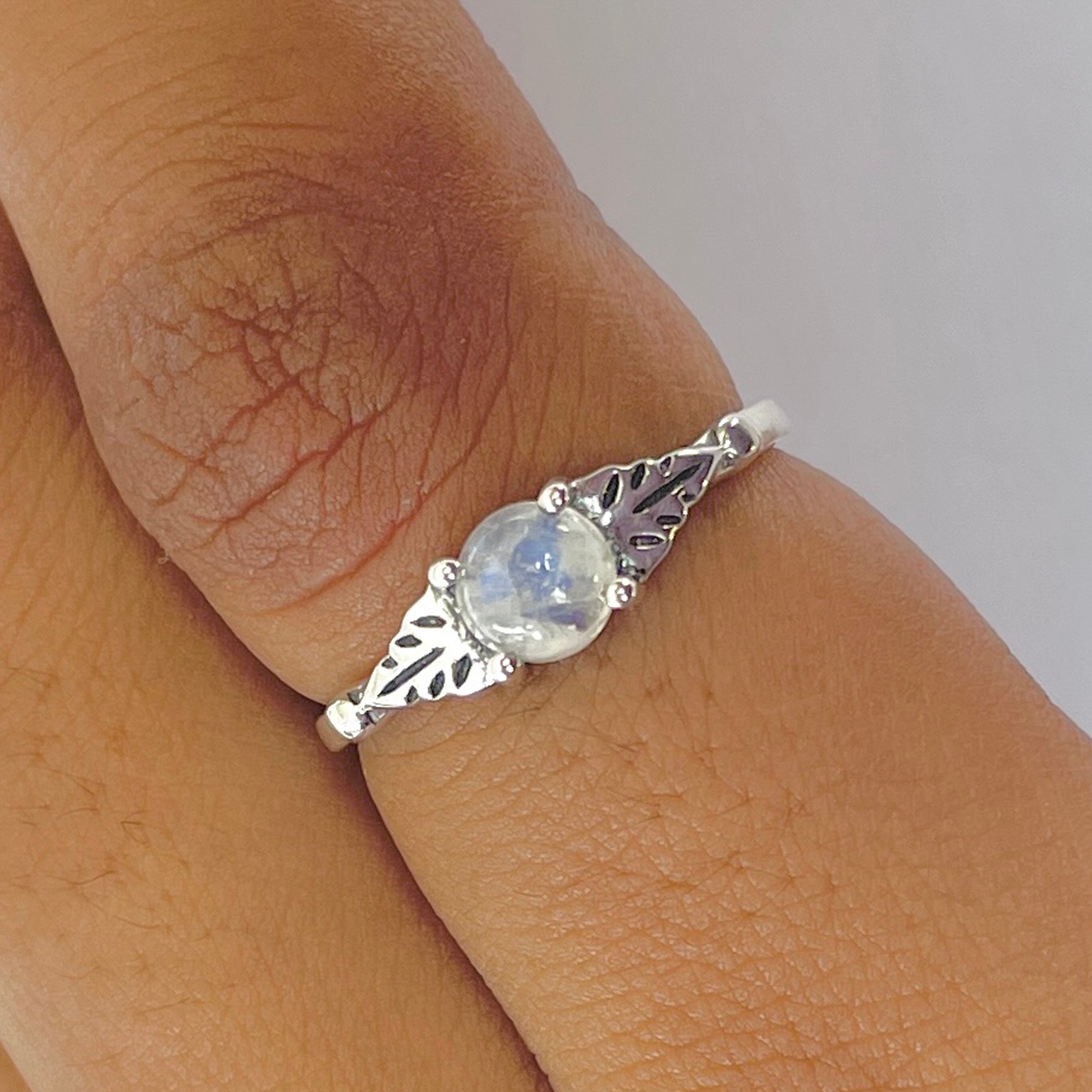 Moonstone Ring-(RBM-RDR-1534.)