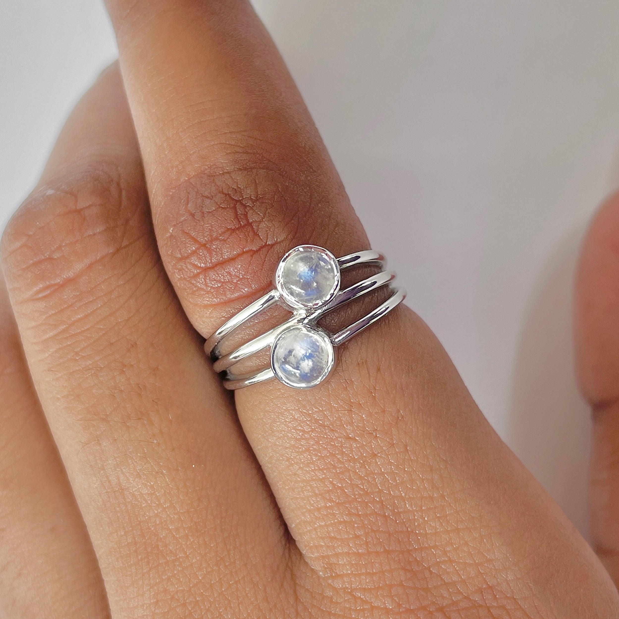 Moonstone Ring-(RBM-RDR-1564.)