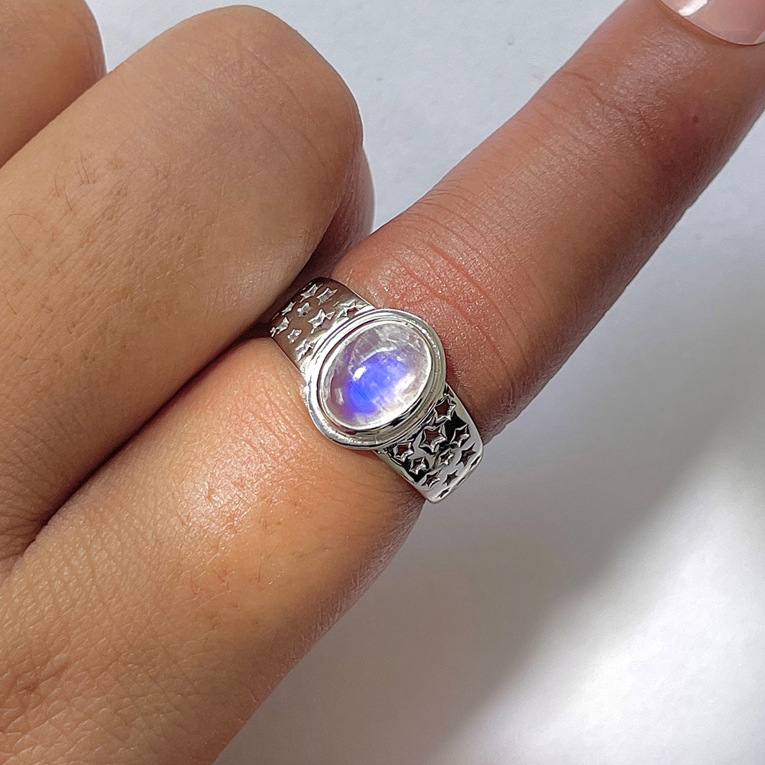 Moonstone Ring-(RBM-RDR-1565.)