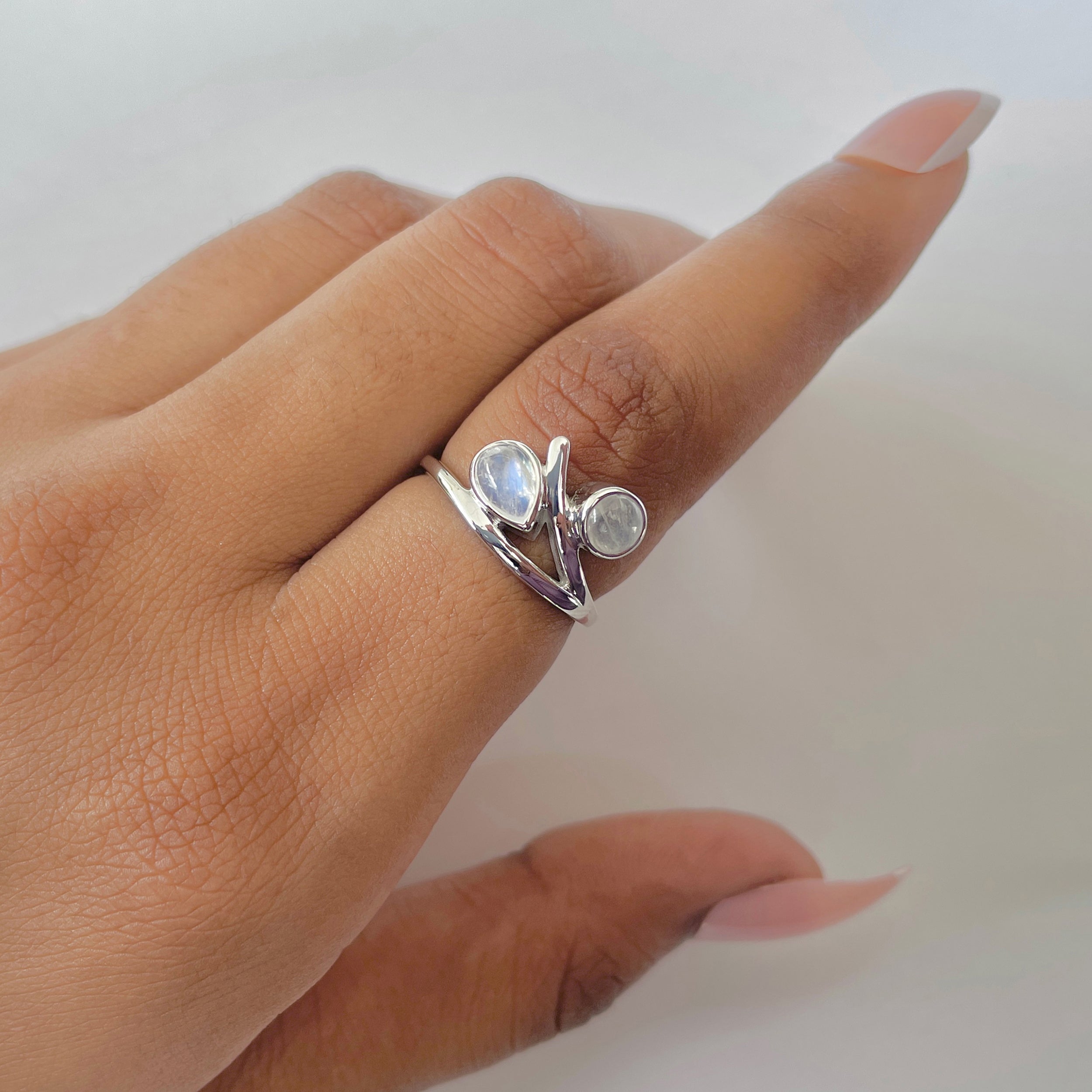 Moonstone Ring-(RBM-RDR-1568.)