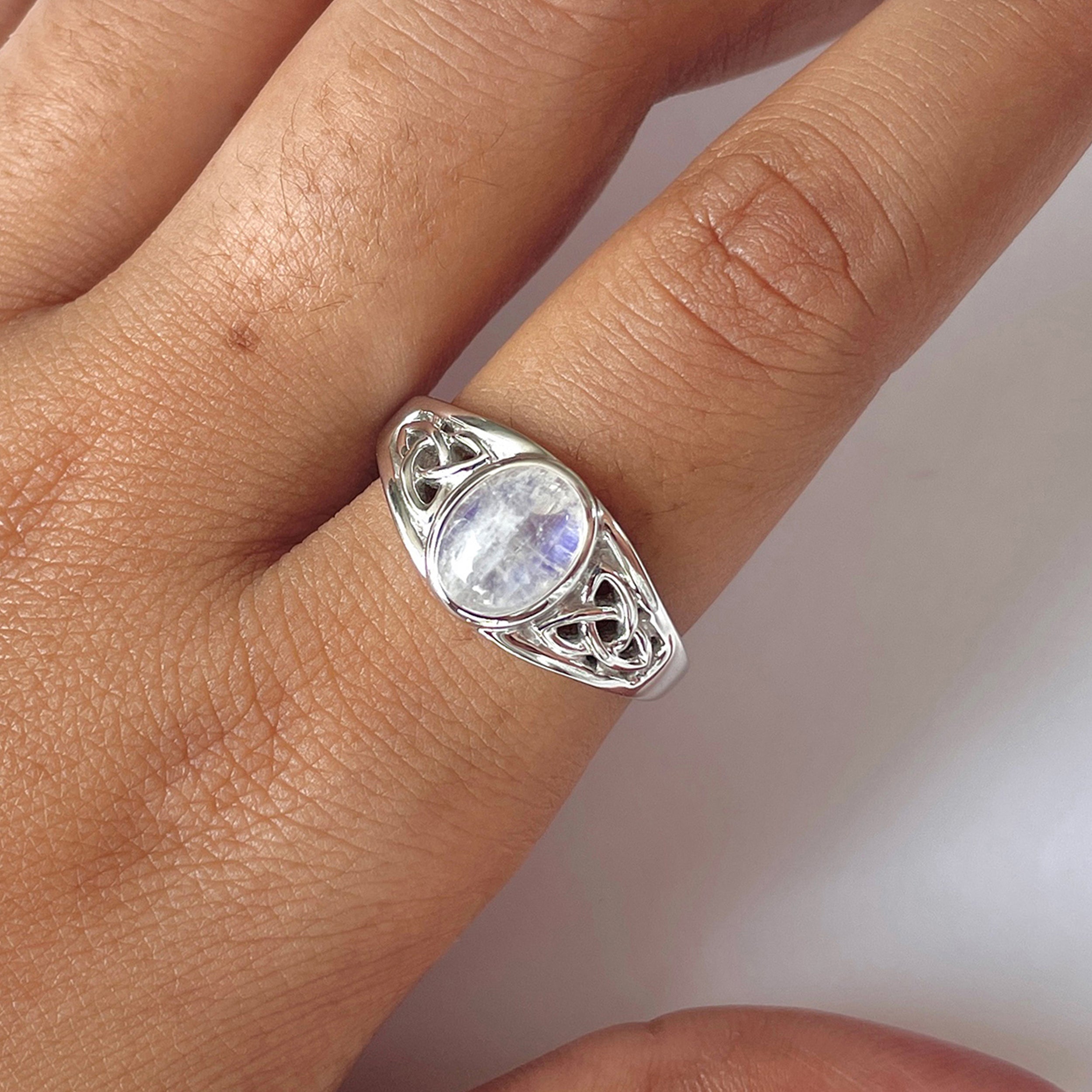 Moonstone Ring-(RBM-RDR-1592.)