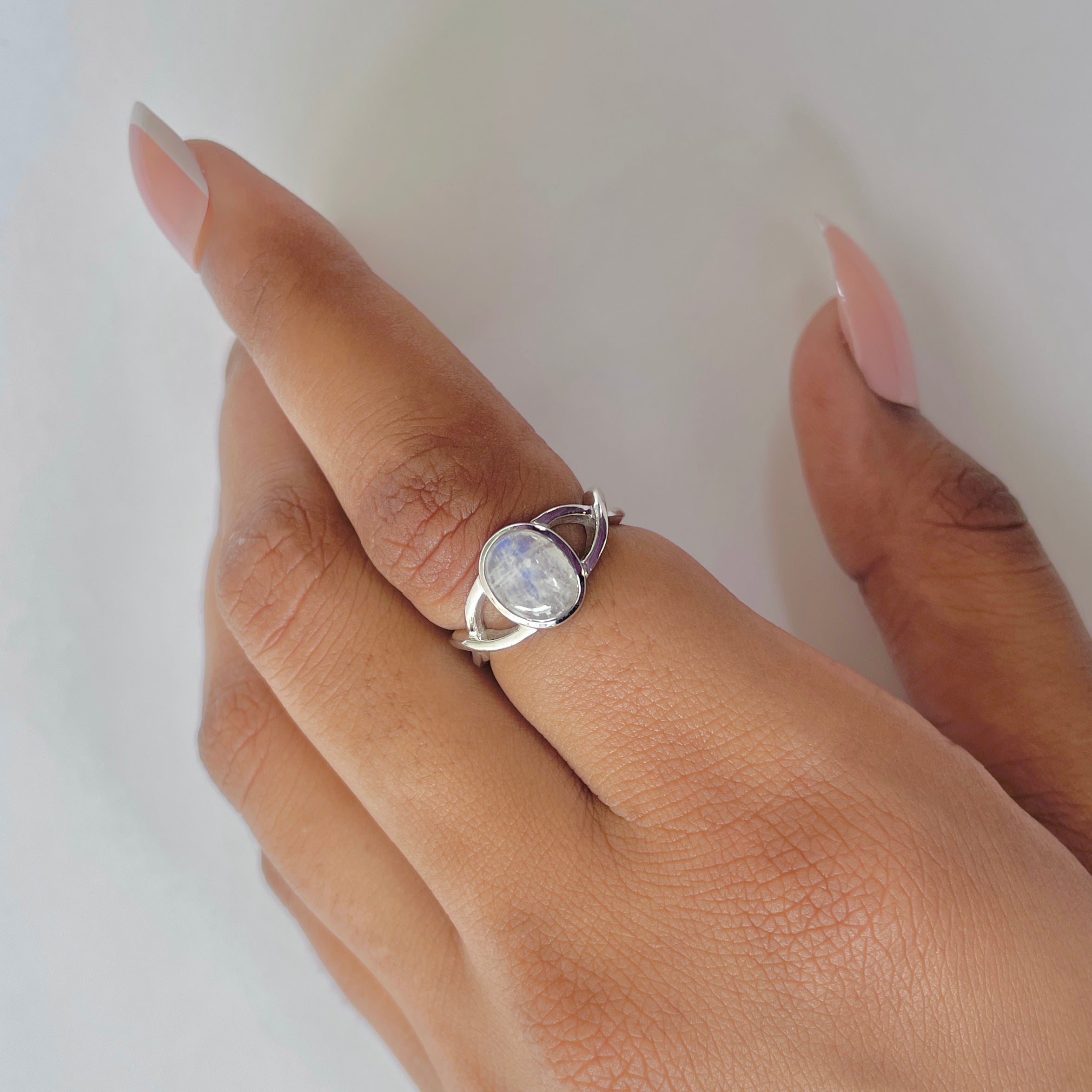 Moonstone Ring-(RBM-RDR-1594.)