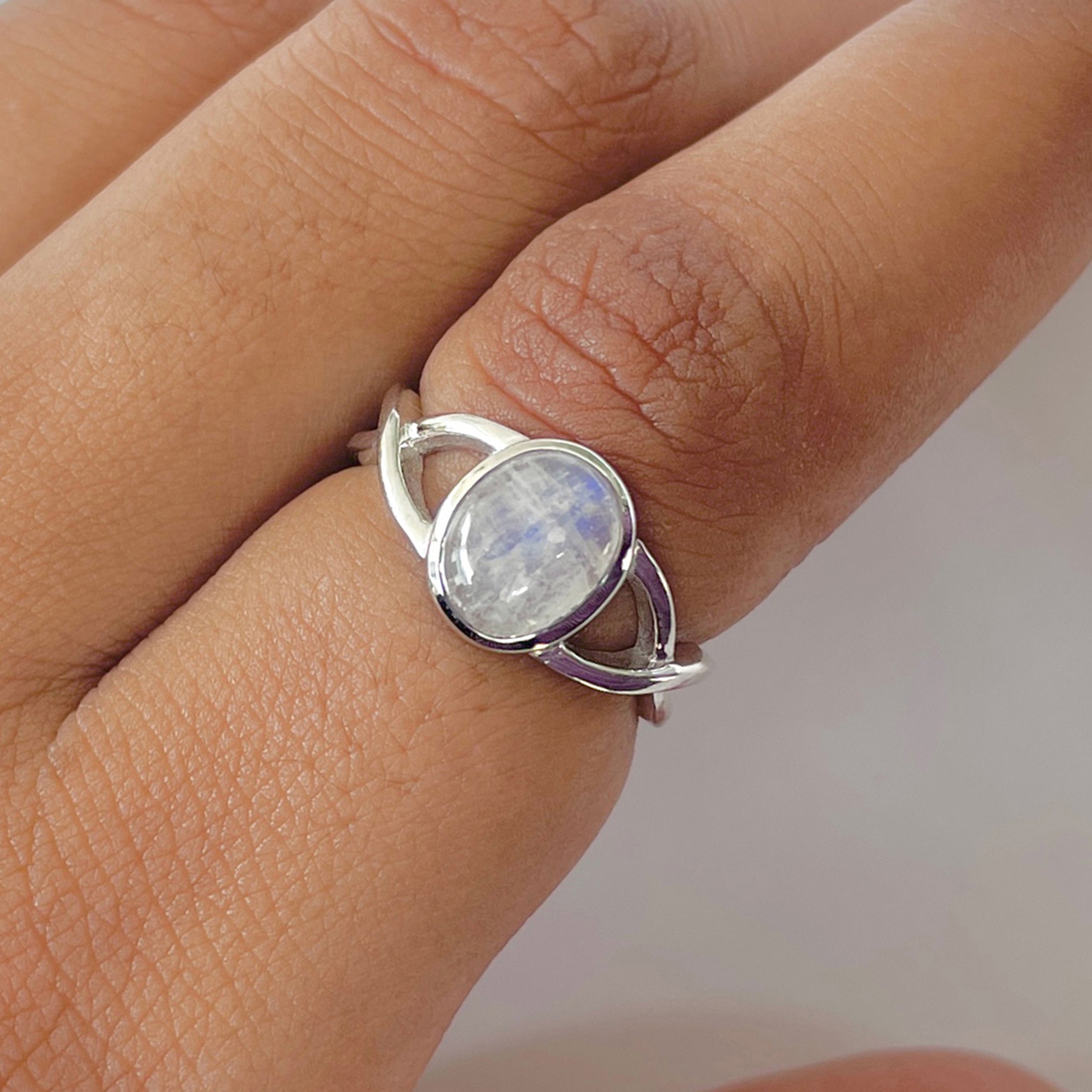 Moonstone Ring-(RBM-RDR-1594.)