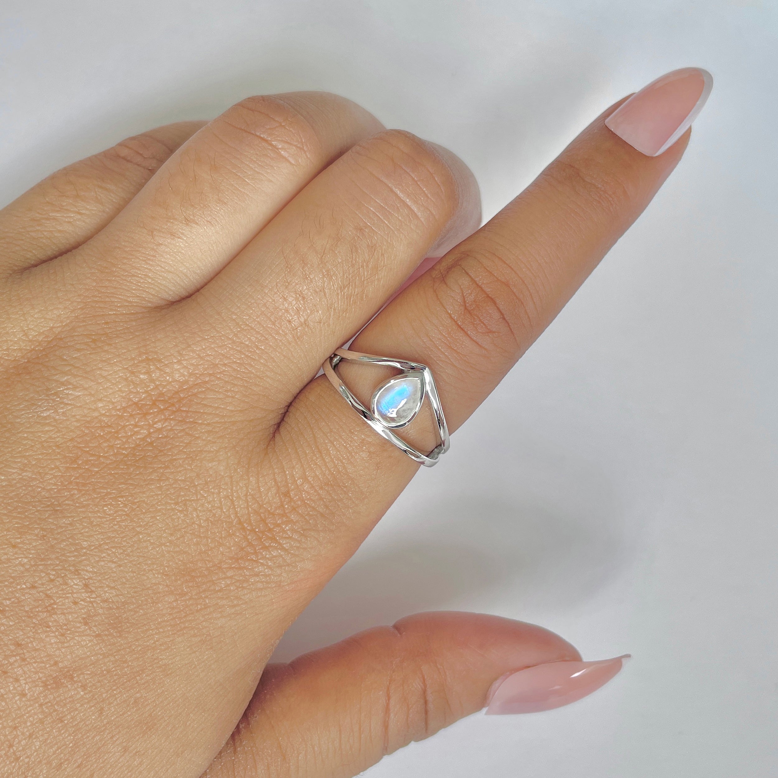 Moonstone Ring-(RBM-RDR-1606.)