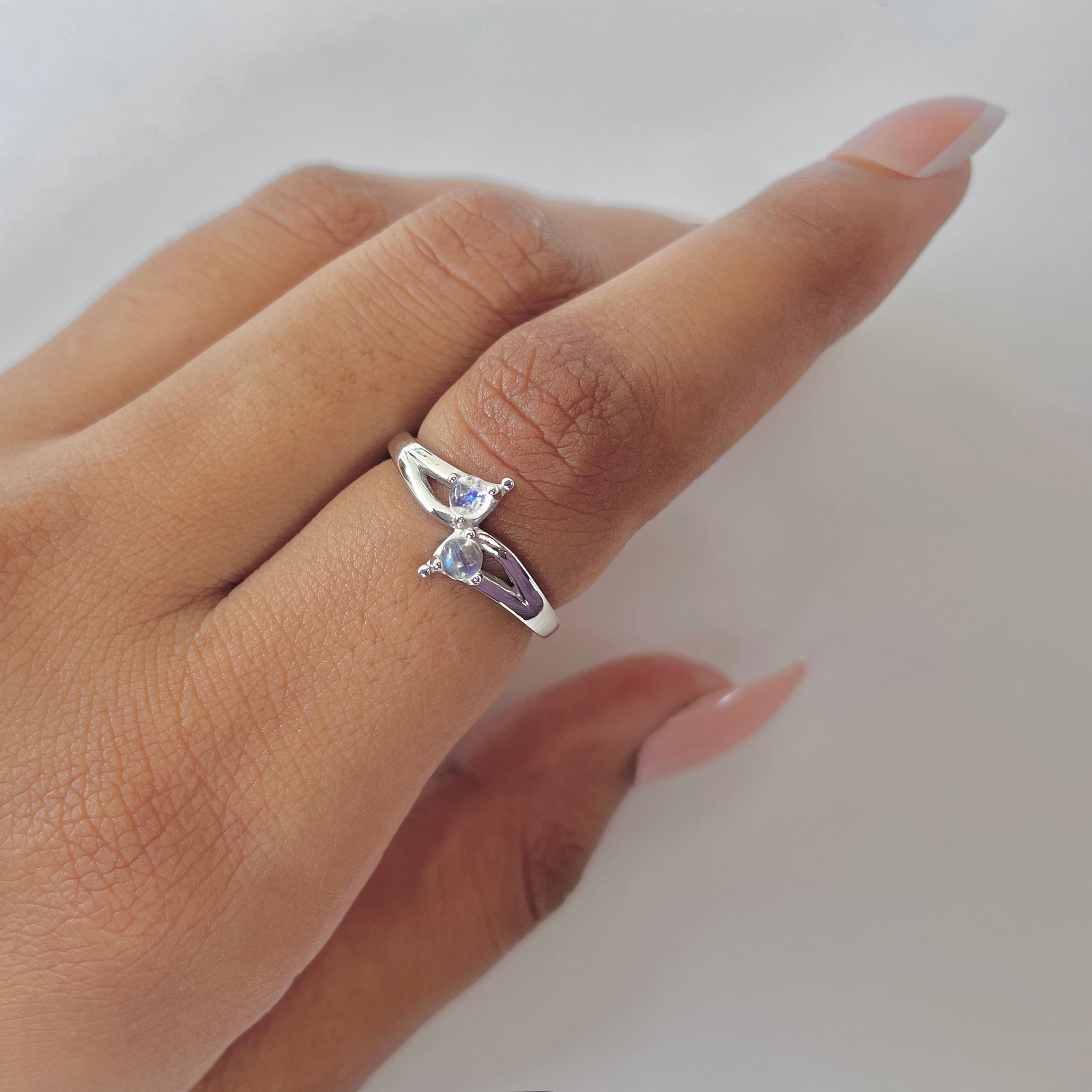 Moonstone Ring-(RBM-RDR-1705.)