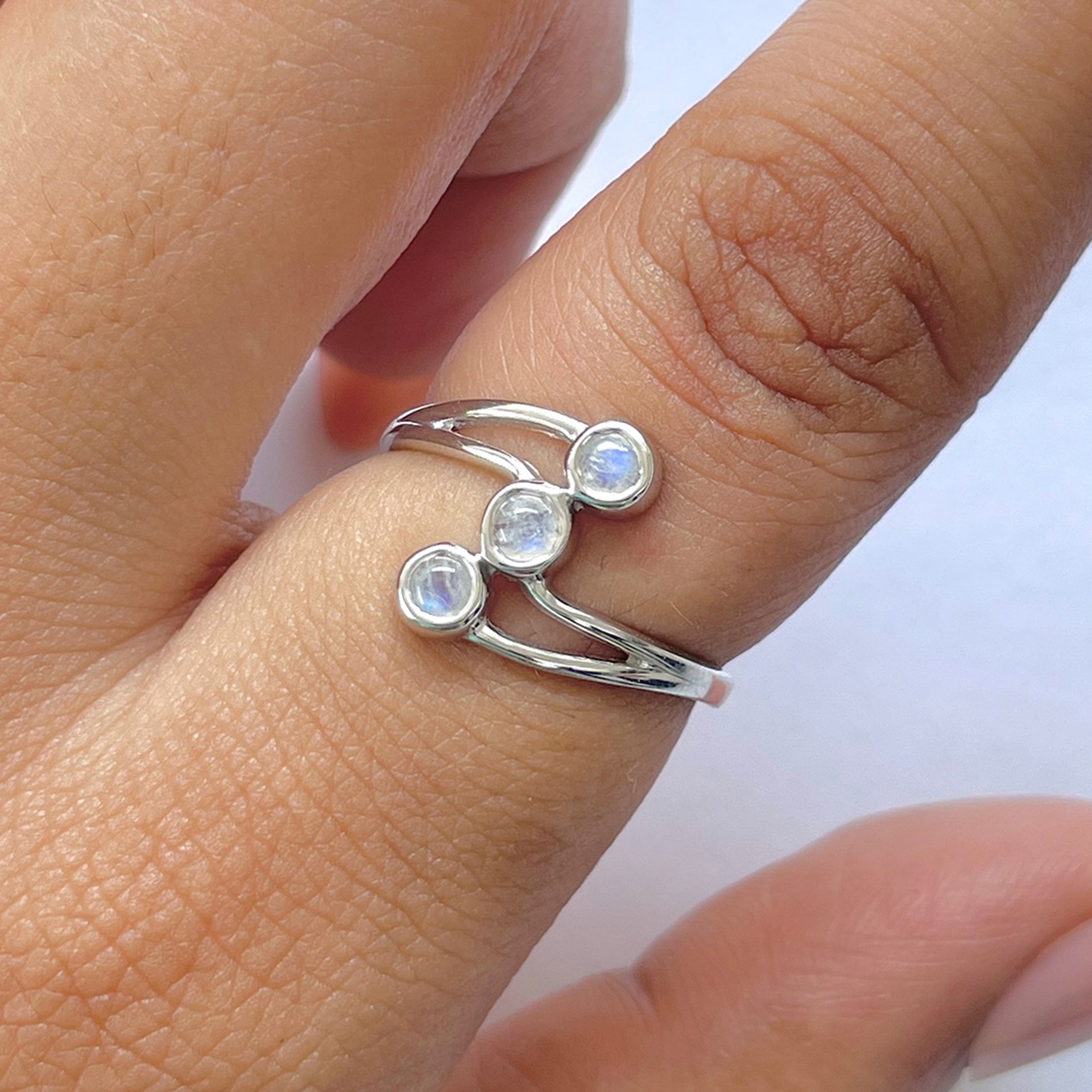 Moonstone Ring-(RBM-RDR-1707.)