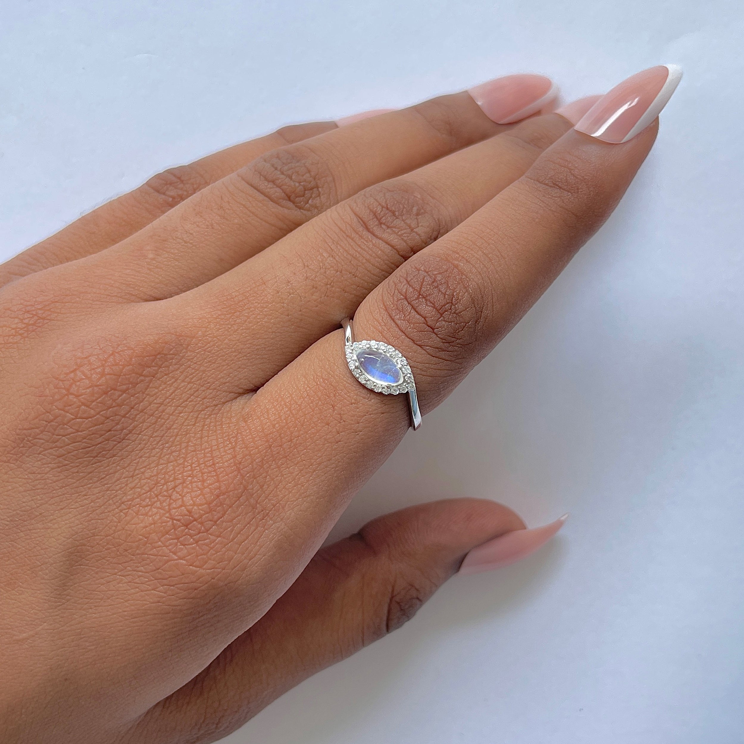 Moonstone Ring-(RBM-RDR-1755.)