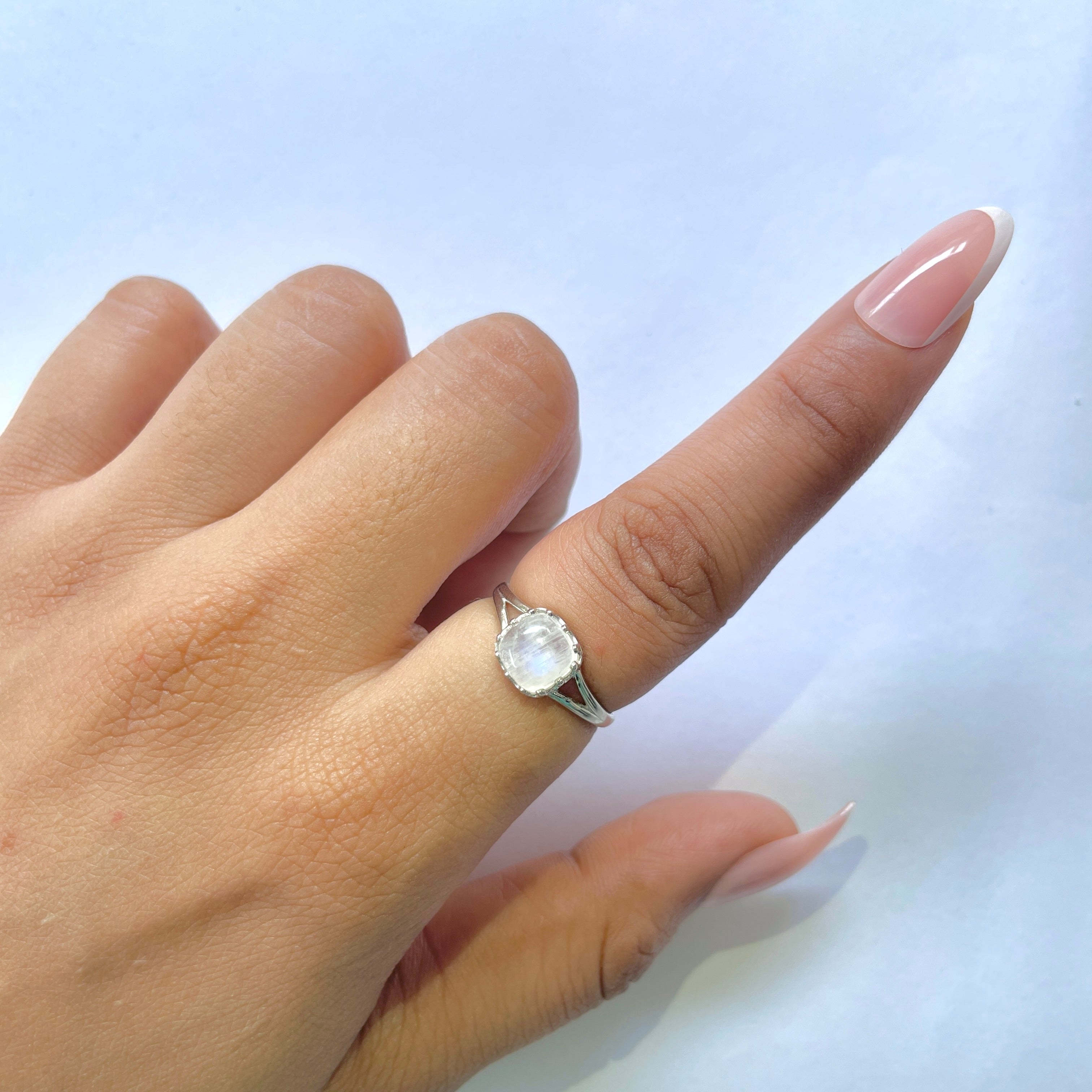 Moonstone Ring-(RBM-RDR-1770.)