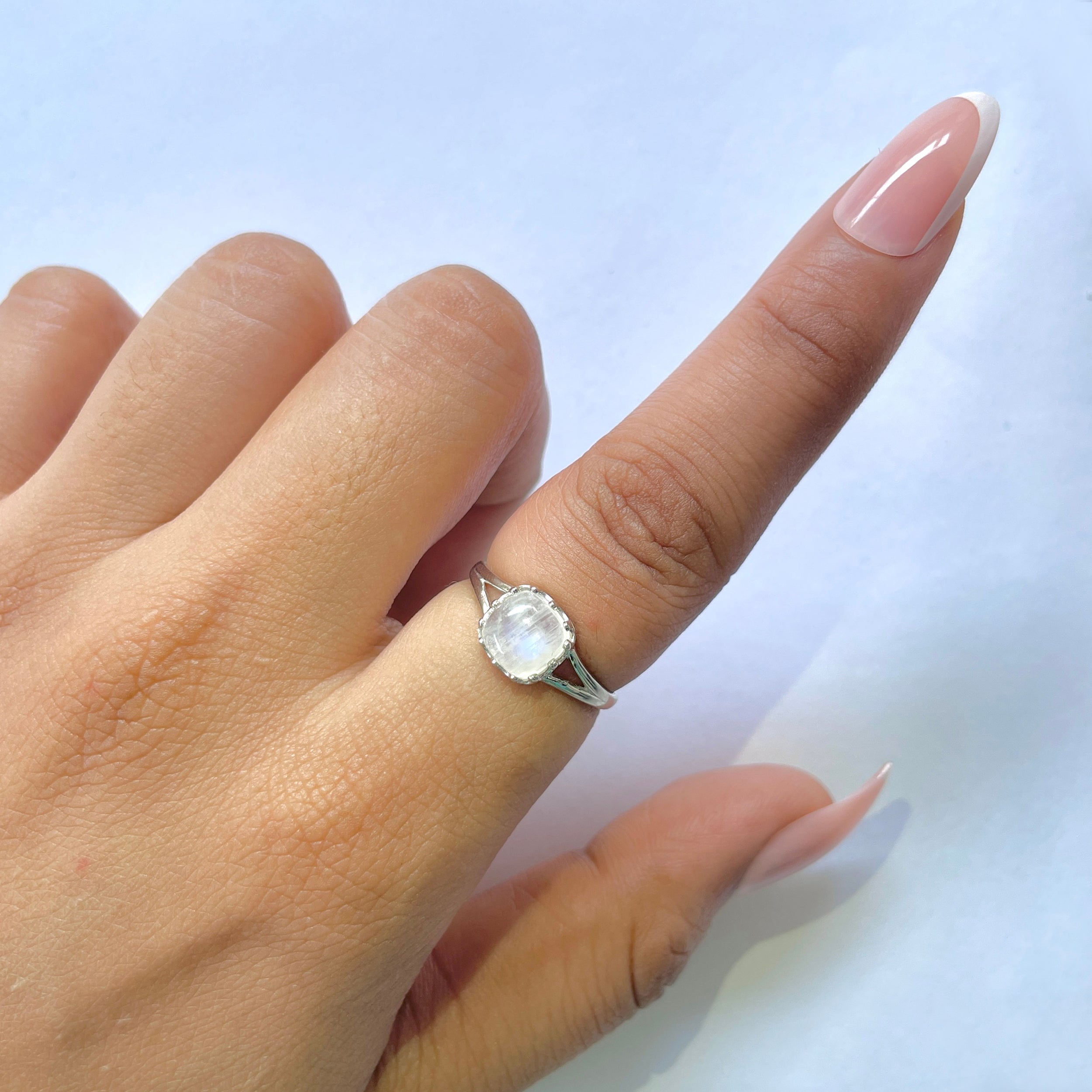 Moonstone Ring-(RBM-RDR-1770.)