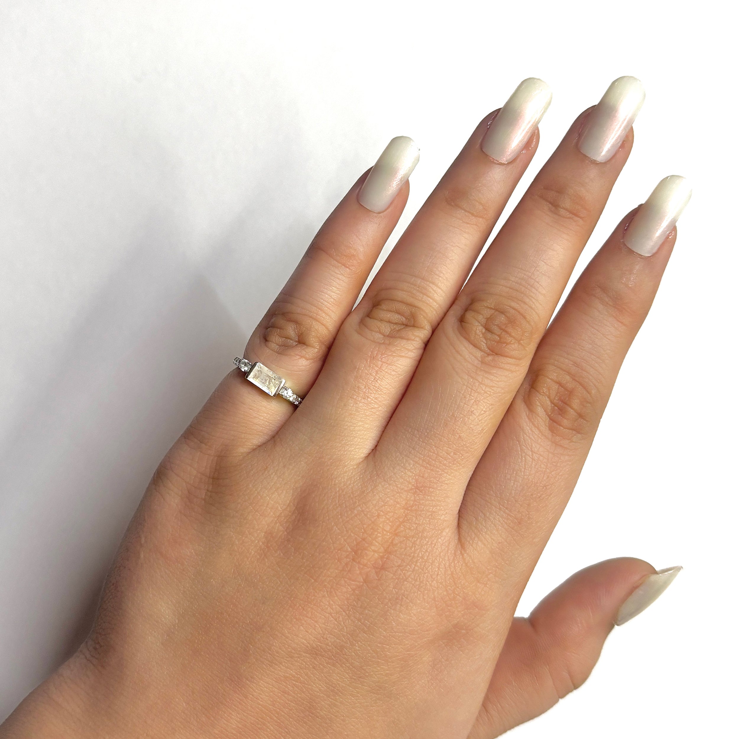 Moonstone Ring-(RBM-RDR-2186.)