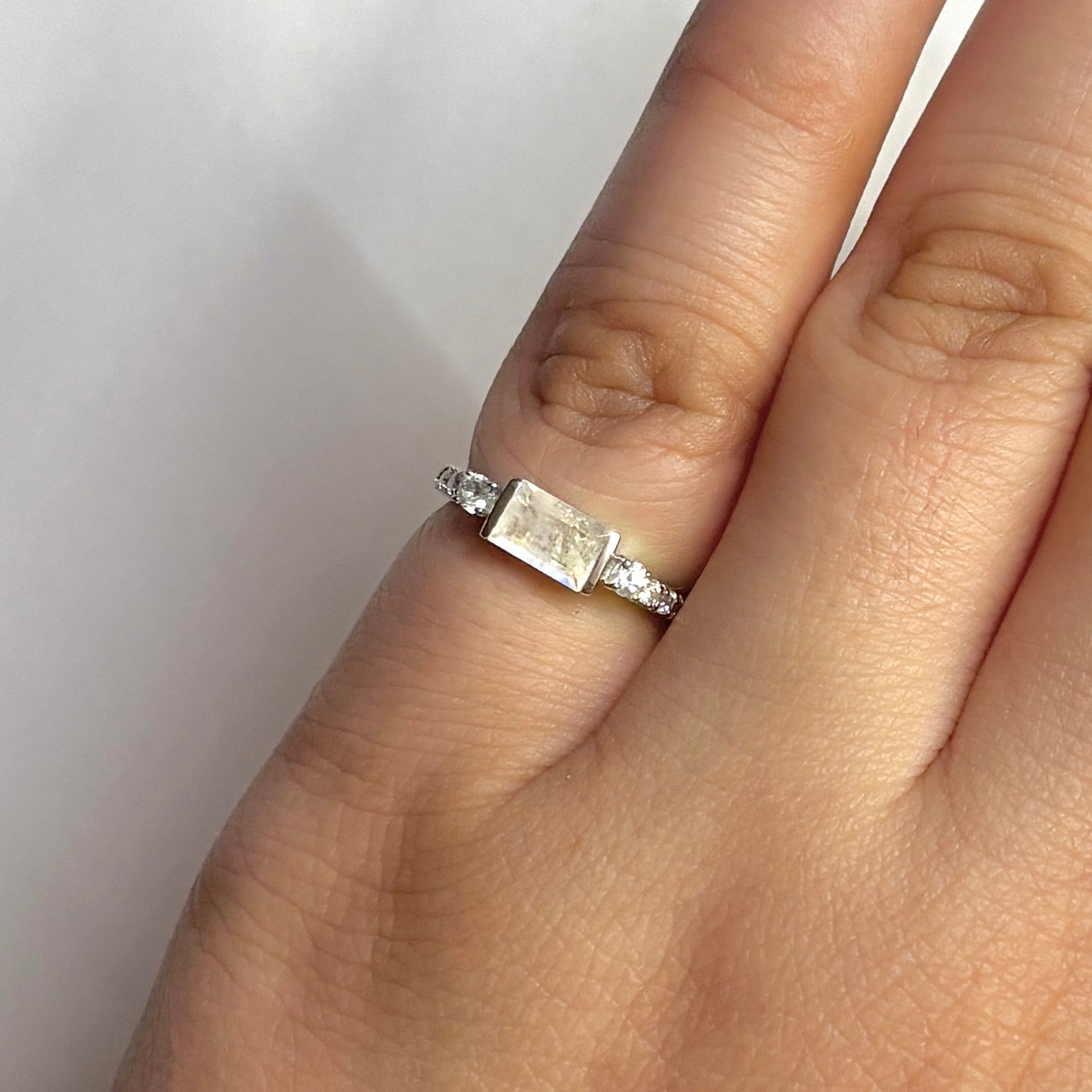 Moonstone Ring-(RBM-RDR-2186.)