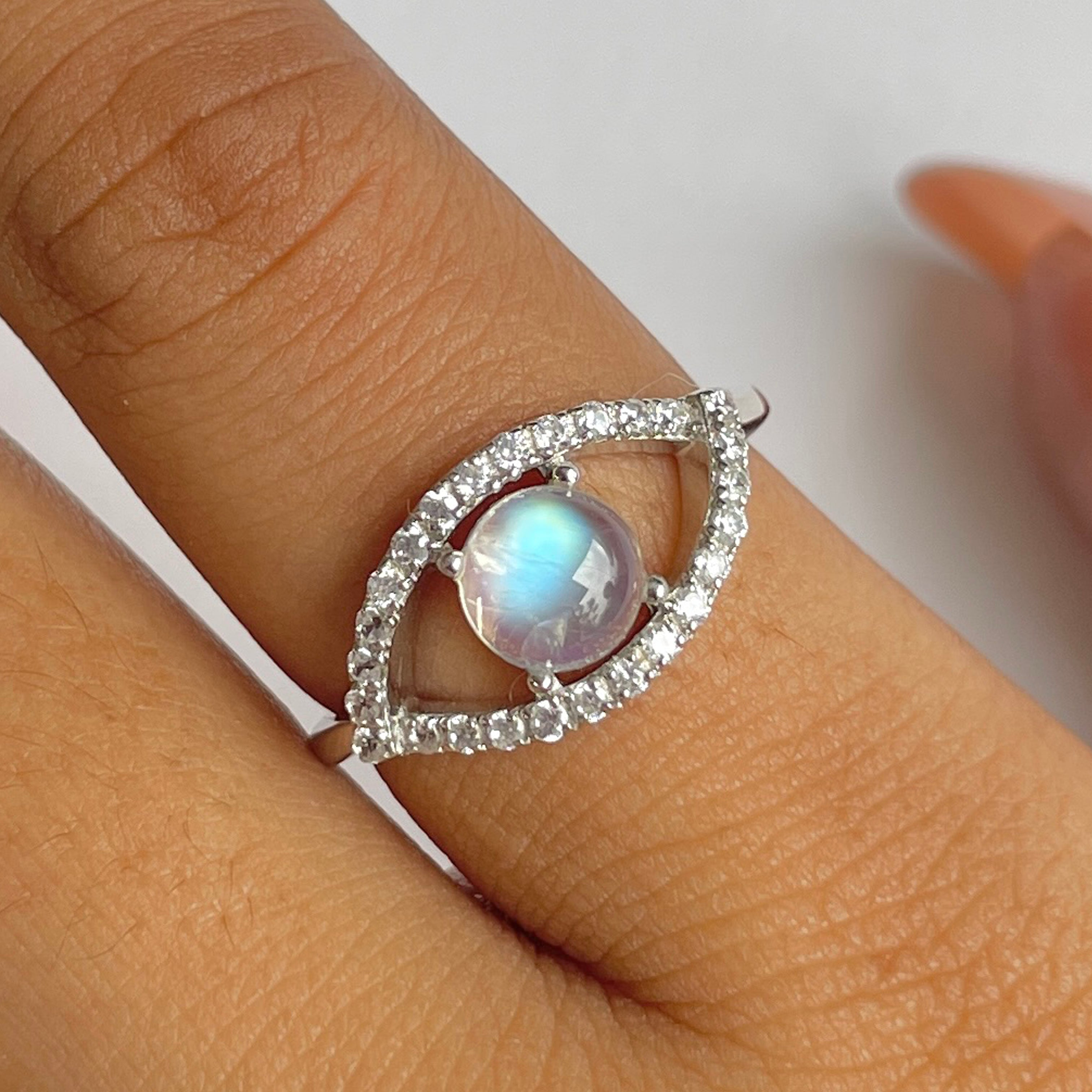 Moonstone Ring-(RBM-RDR-2190.)