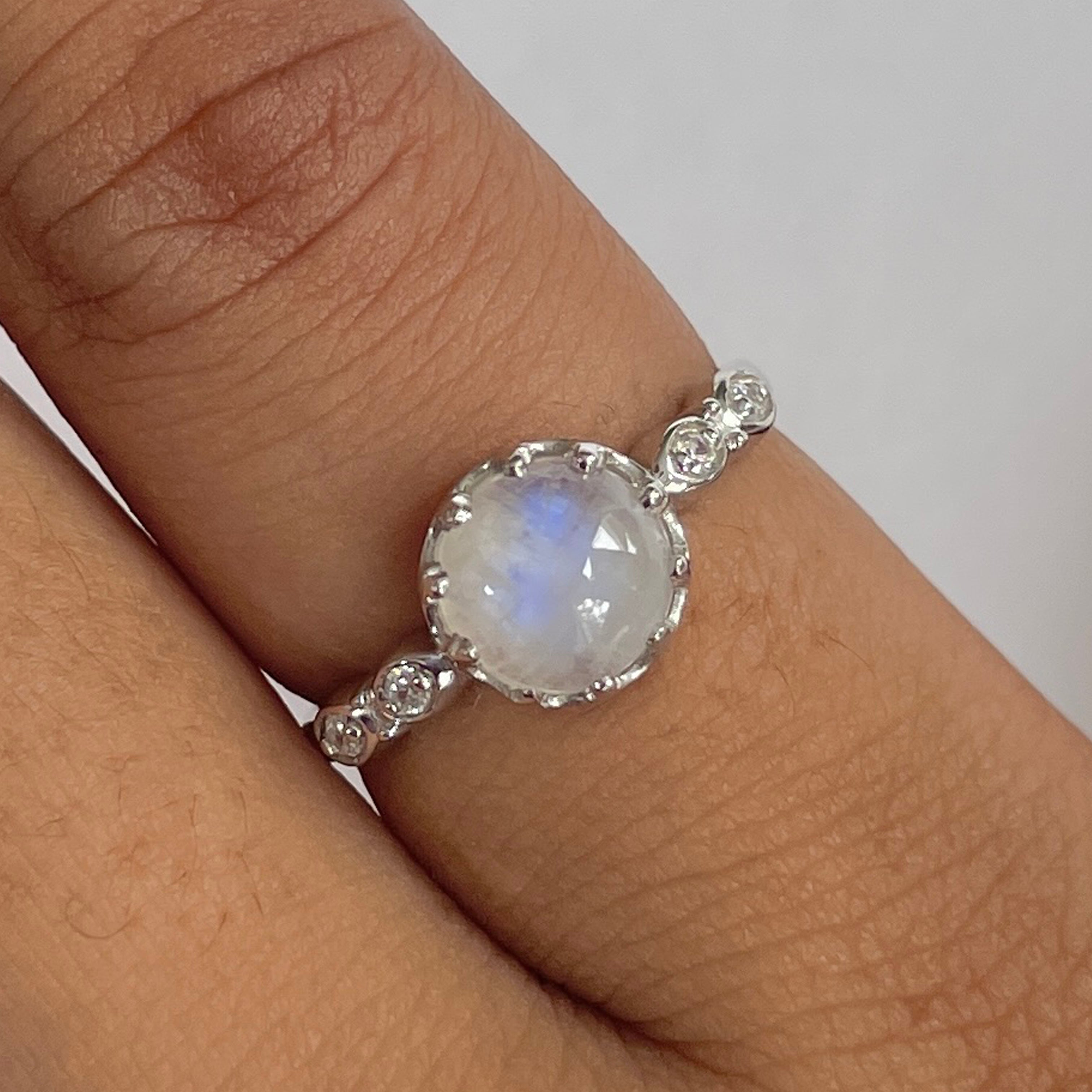 Moonstone Ring-(RBM-RDR-2197.)