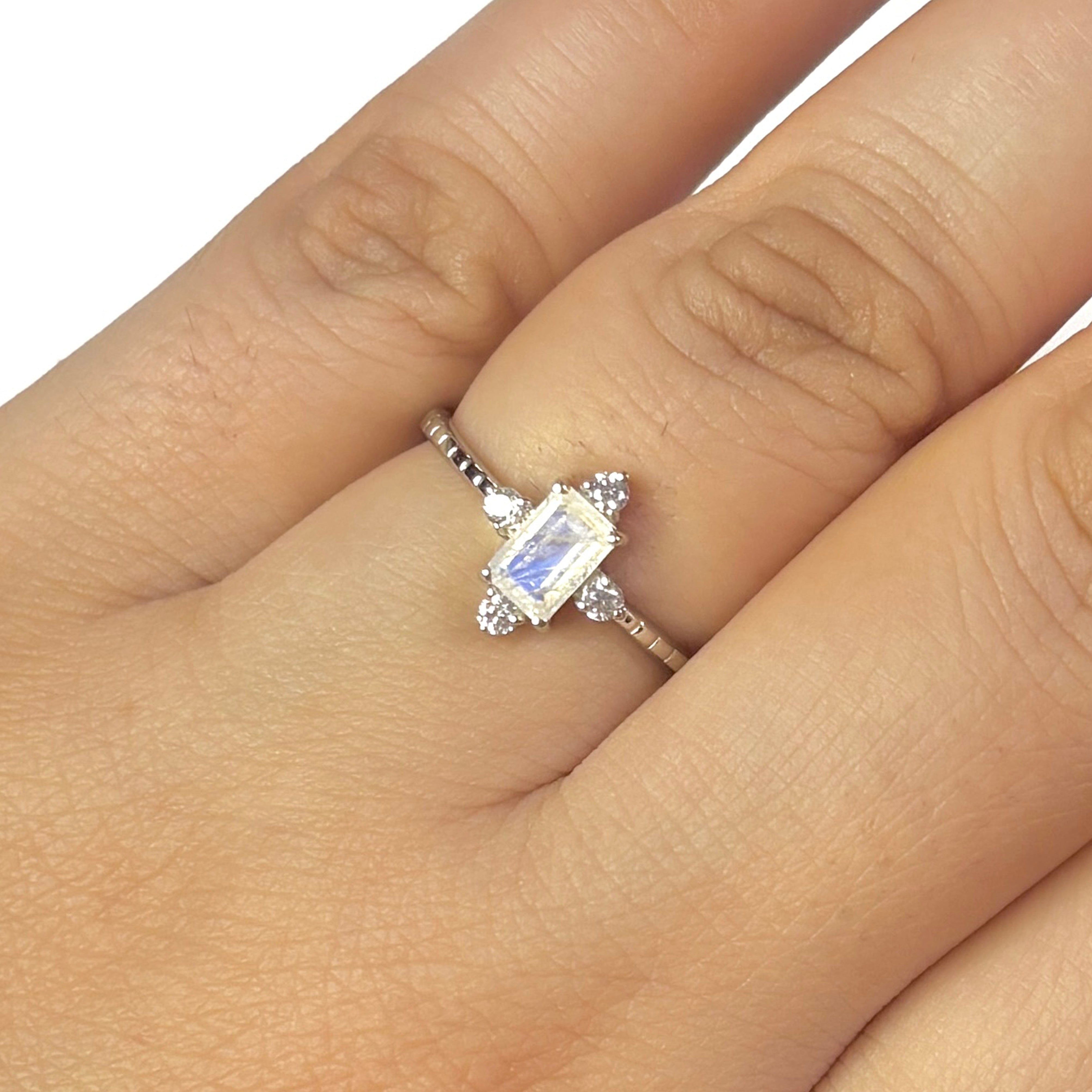 Moonstone Ring-(RBM-RDR-2210.)