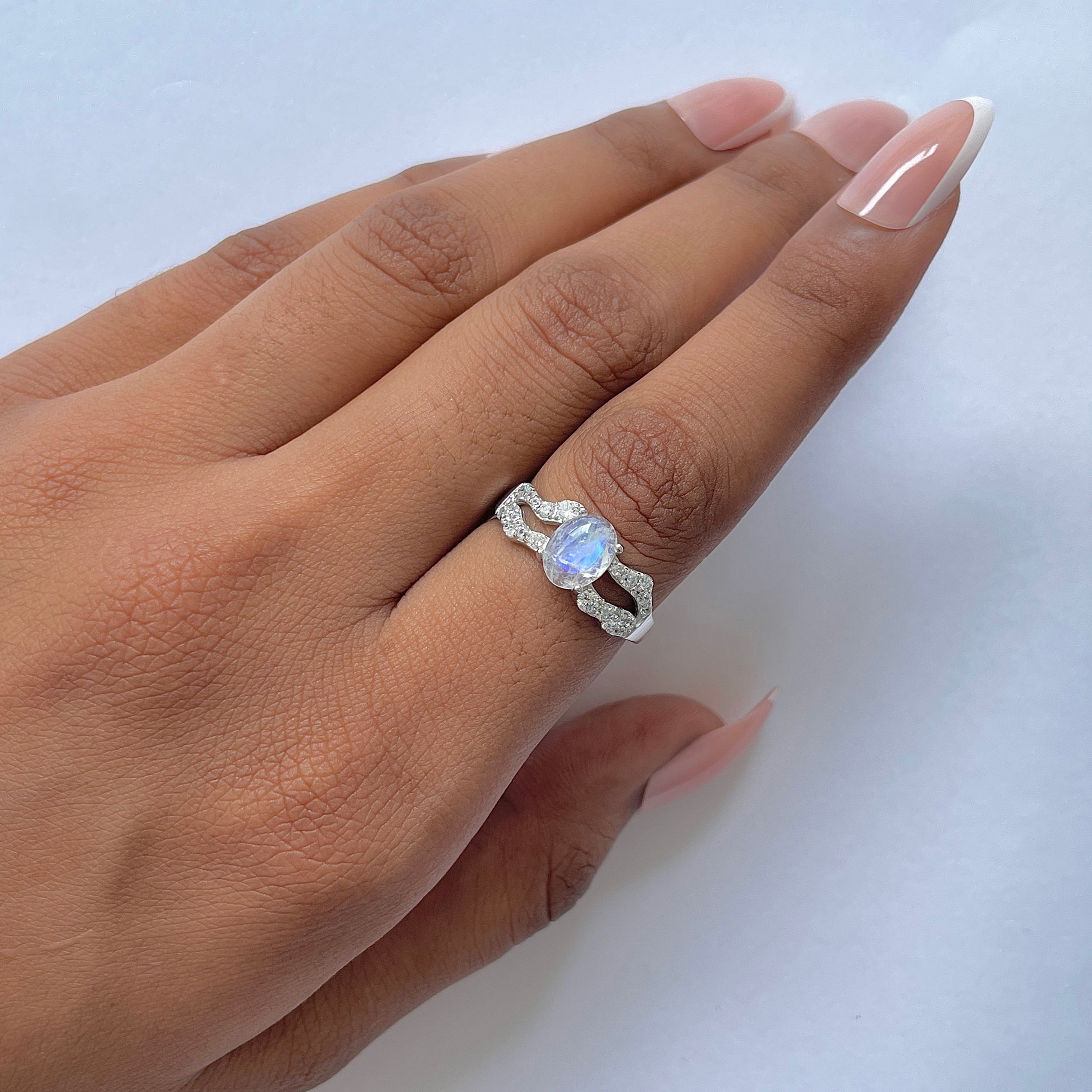 Moonstone Ring-(RBM-RDR-2267.)
