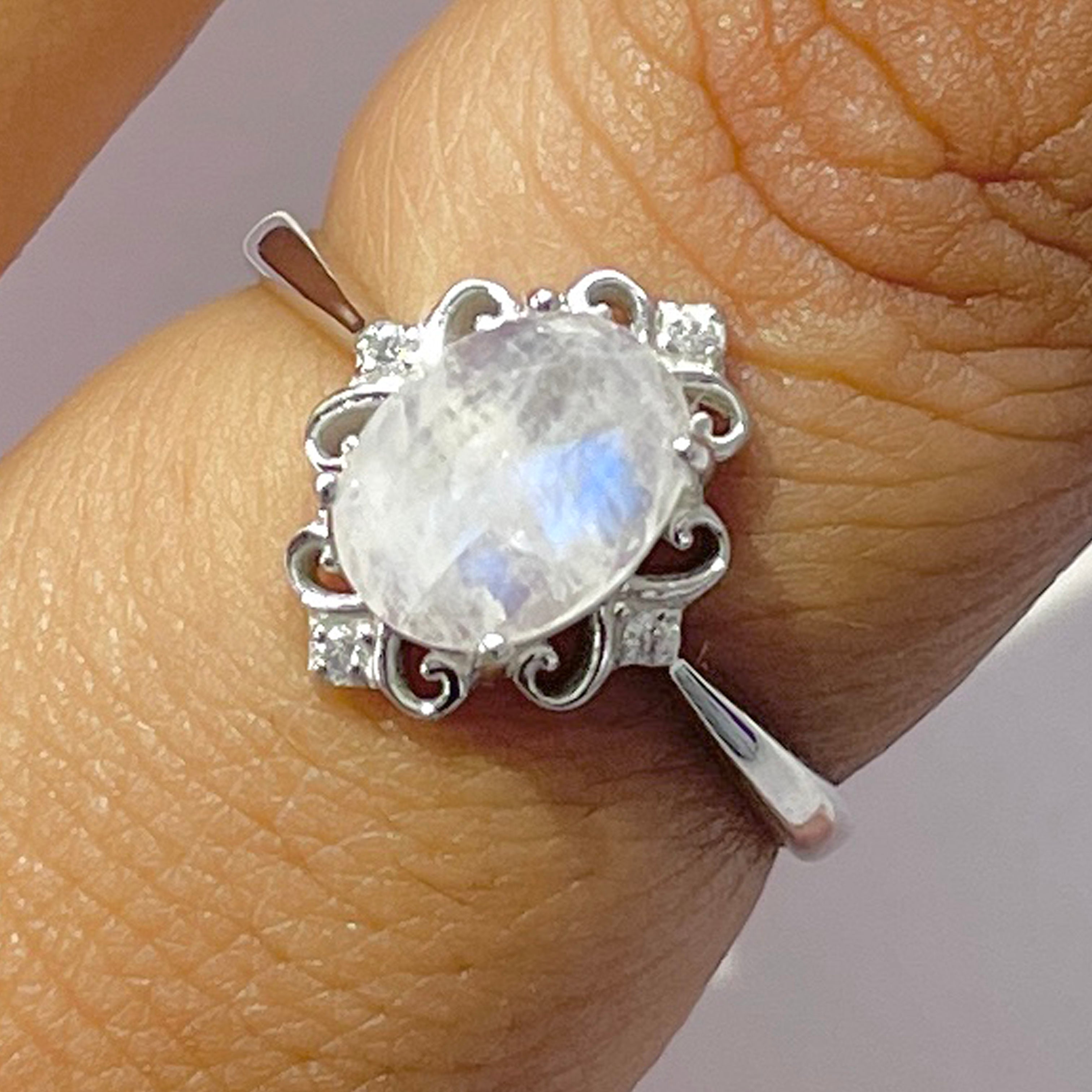Moonstone Ring-(RBM-RDR-2280.)