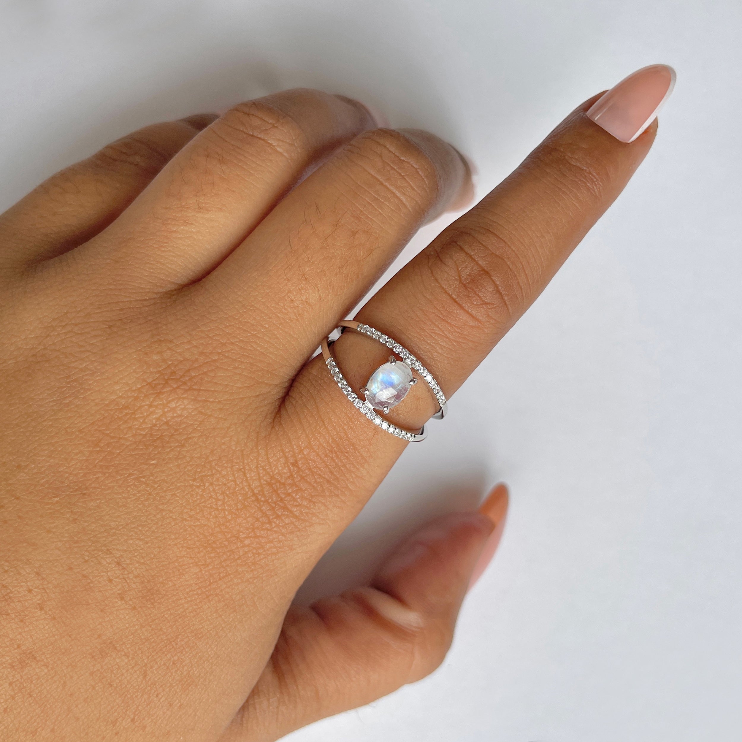 Moonstone Ring-(RBM-RDR-2284.)