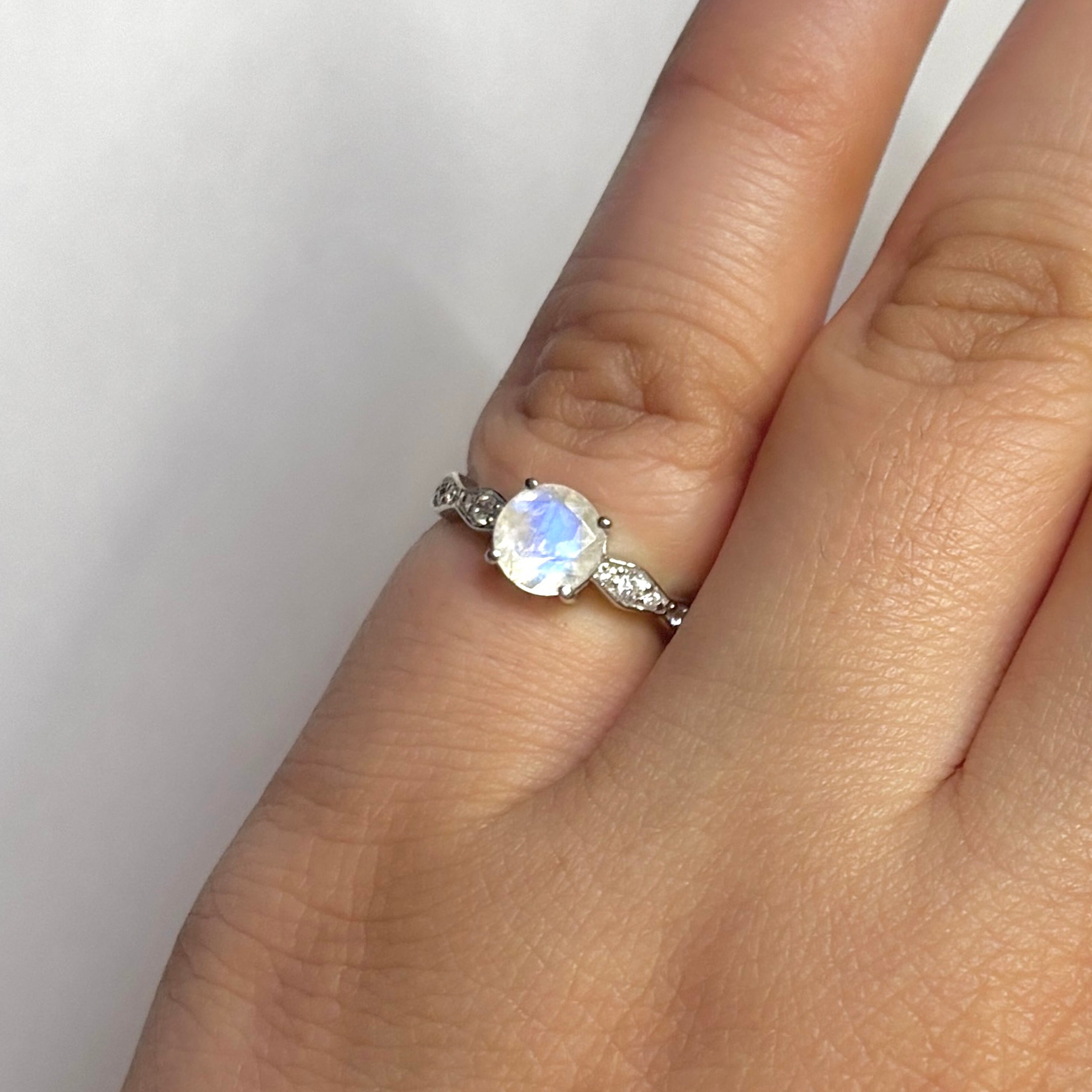 Moonstone Ring-(RBM-RDR-2288.)