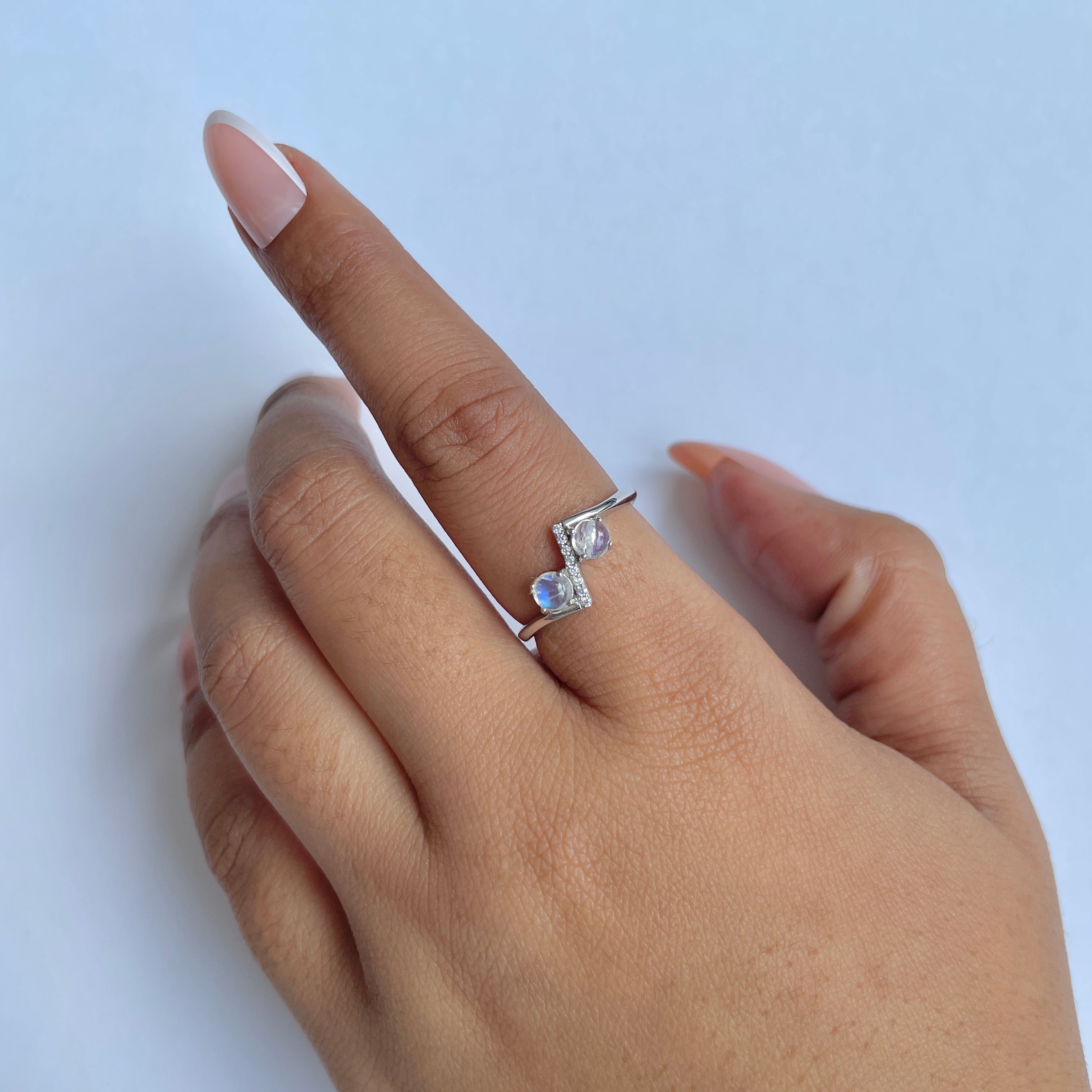 Moonstone Ring-(RBM-RDR-2295.)