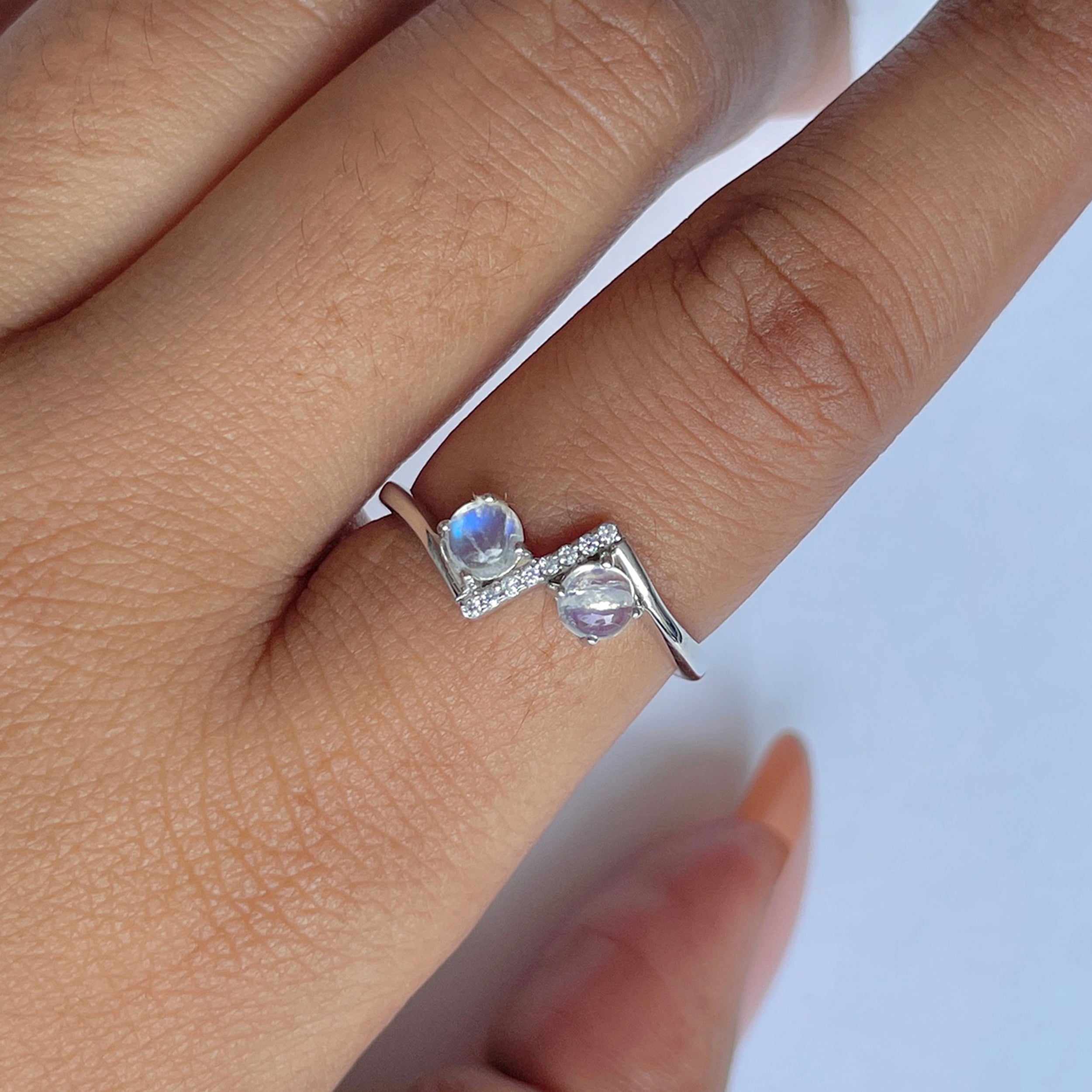 Moonstone Ring-(RBM-RDR-2295.)