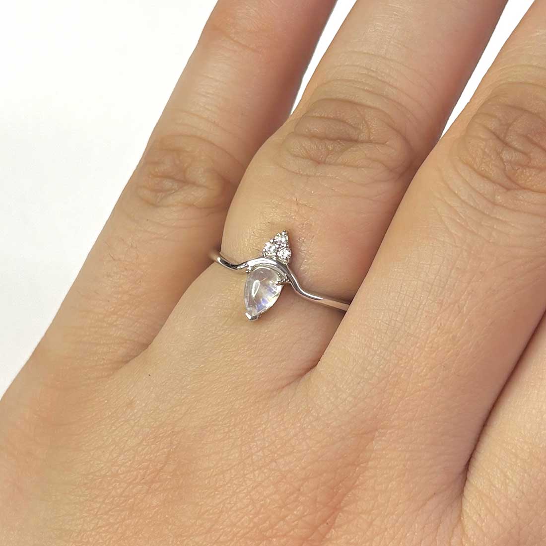 Moonstone Ring-(RBM-RDR-2298.)