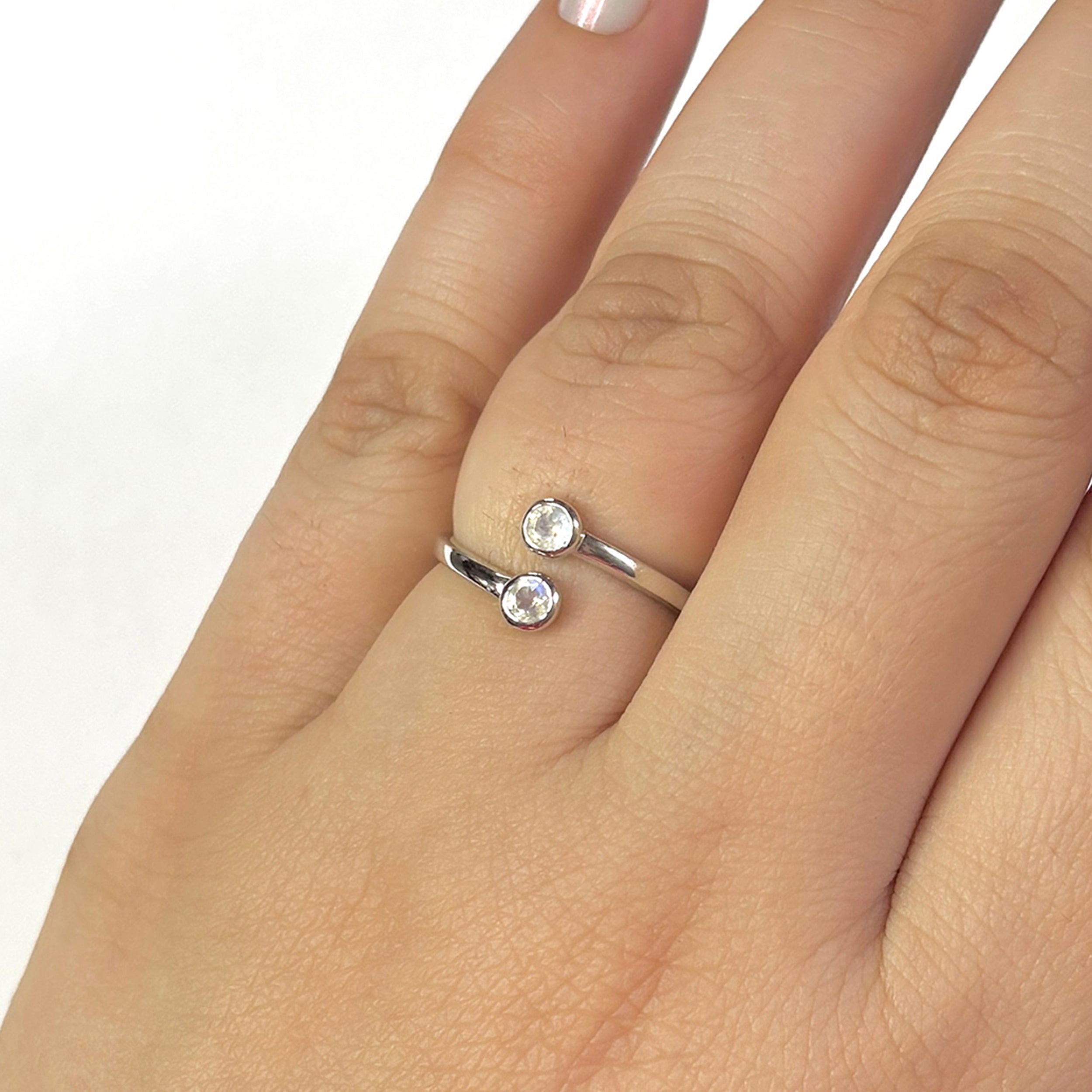 Moonstone Ring-(RBM-RDR-2524.)