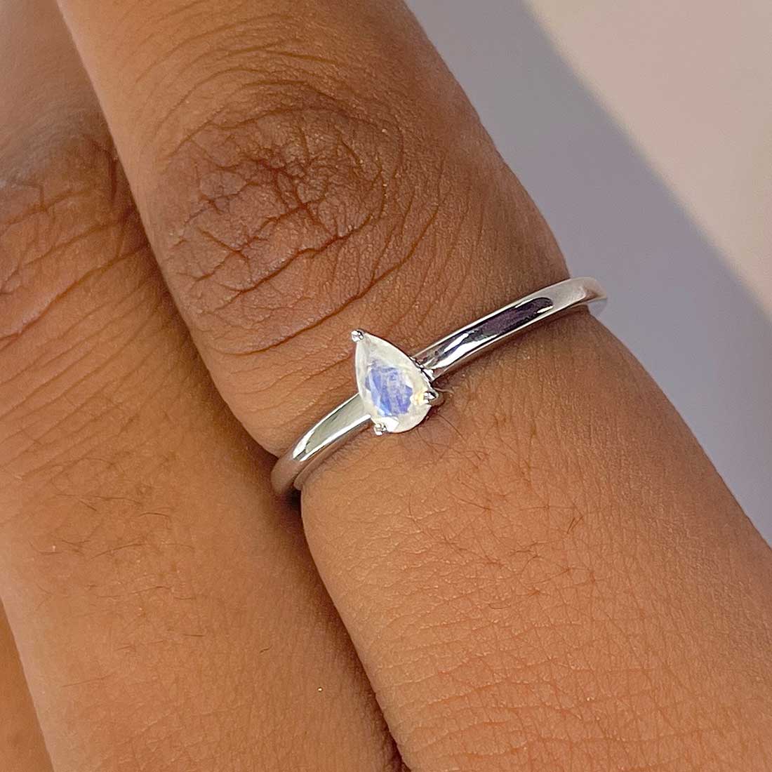 Moonstone Ring-(RBM-RDR-2530.)