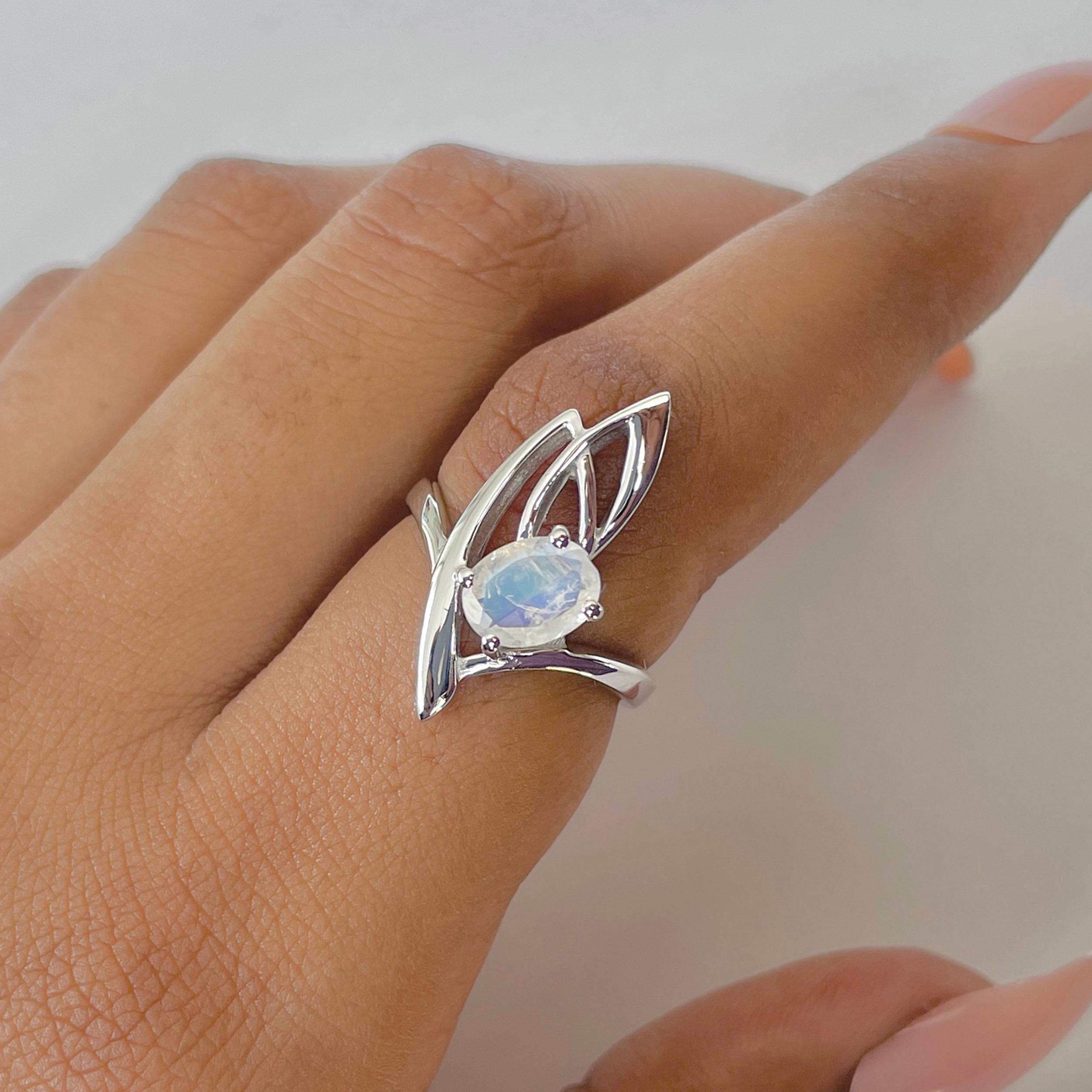 Moonstone Ring-(RBM-RDR-33.)