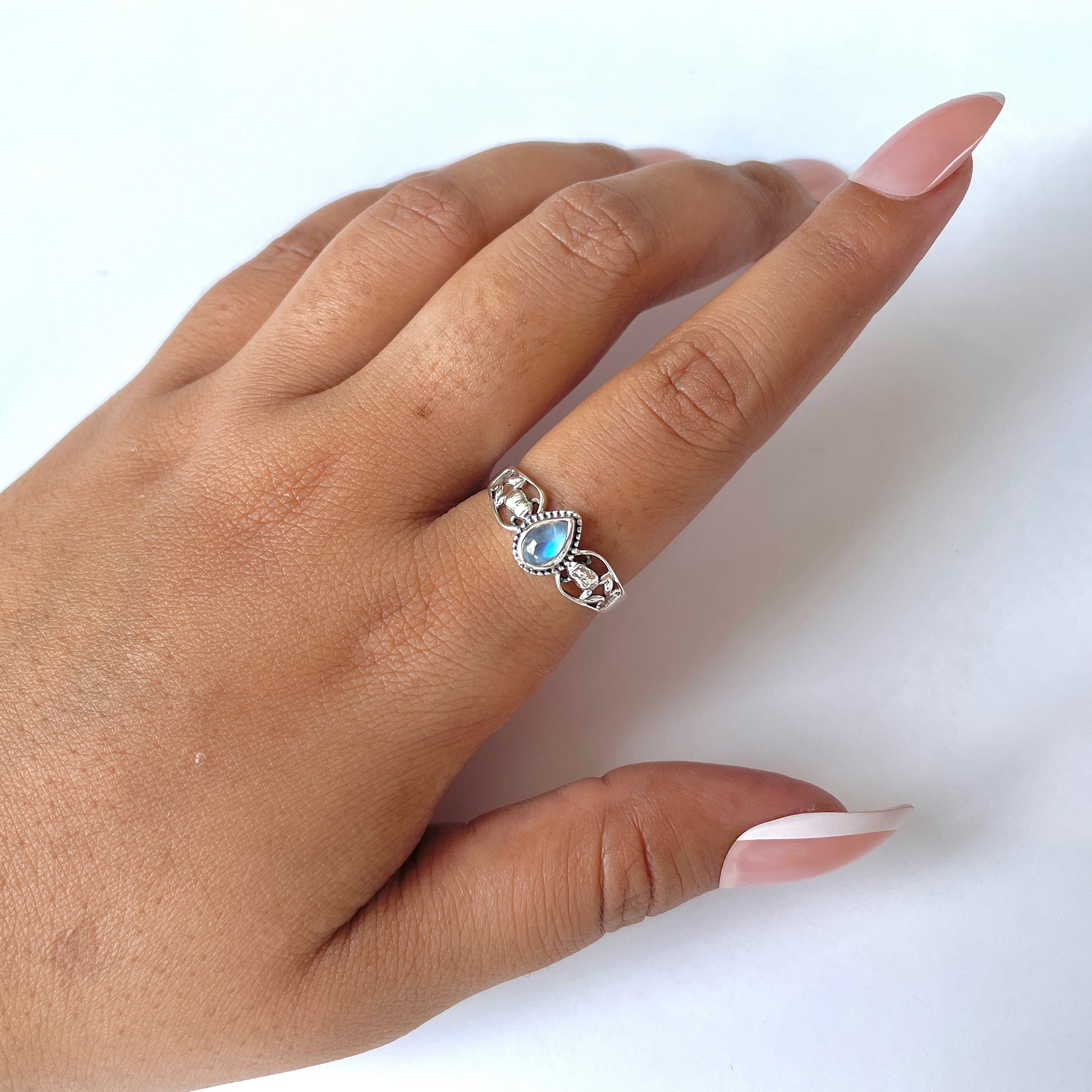 Moonstone Ring-(RBM-RDR-72.)