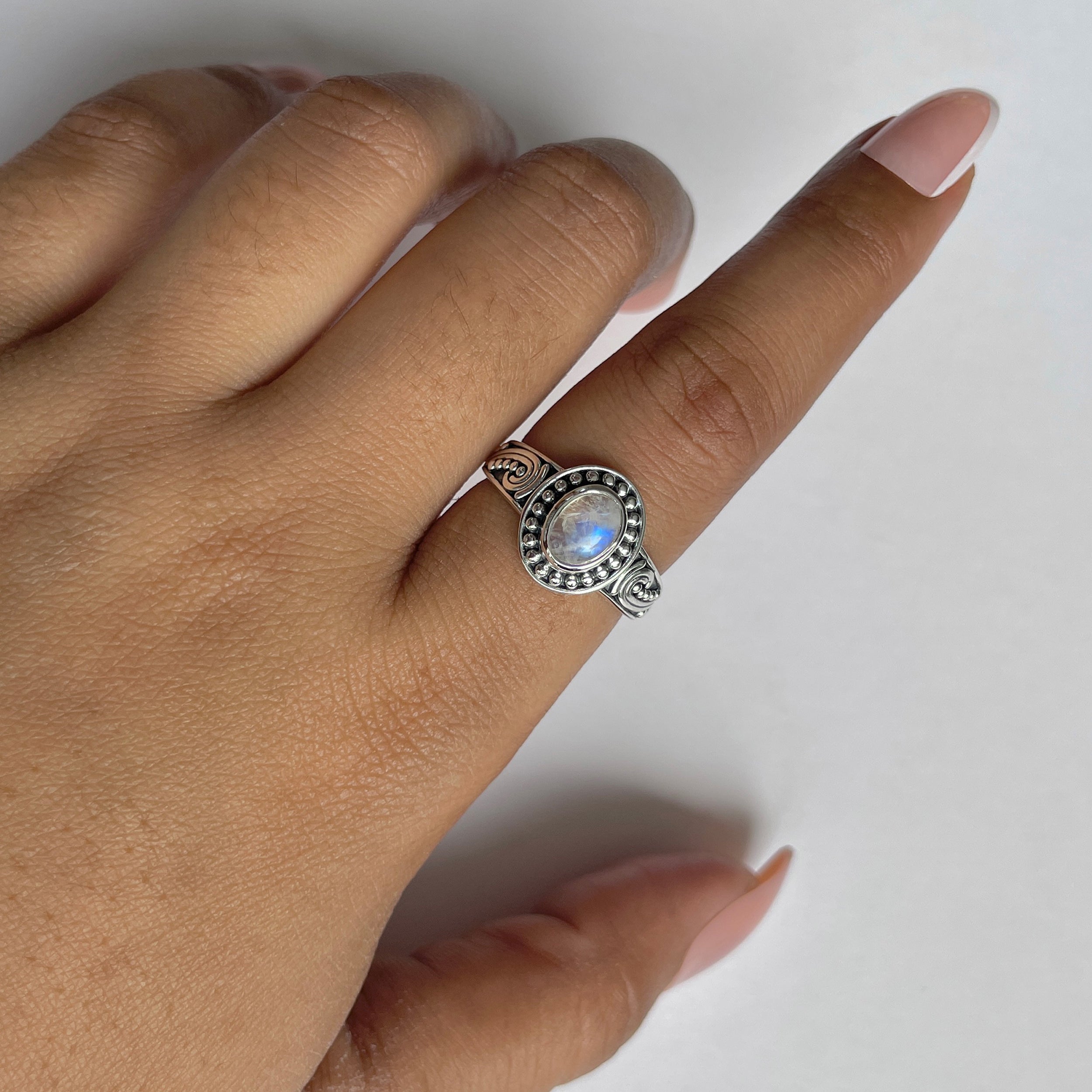 Moonstone Ring-(RBM-RDR-916.)