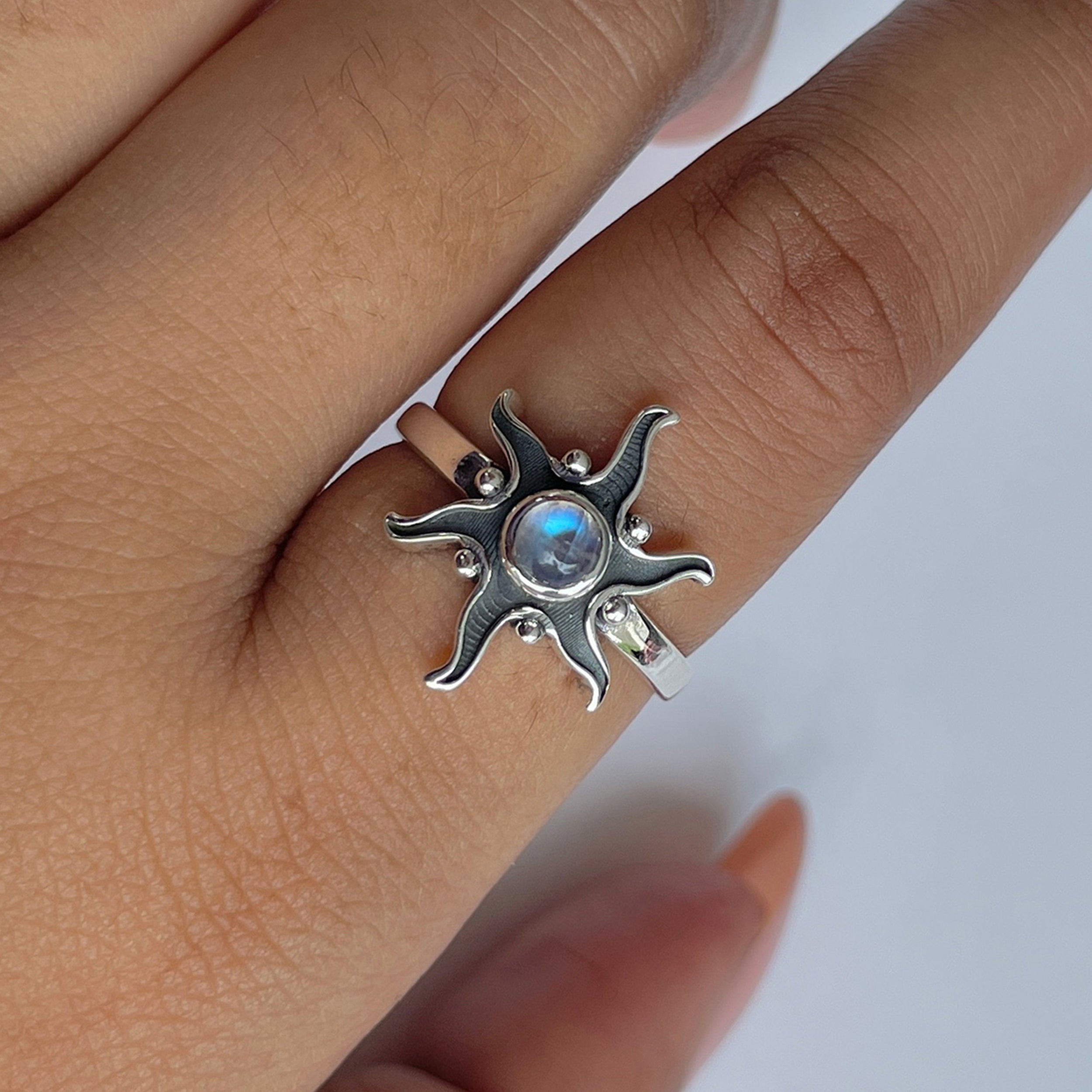 Moonstone Ring-(RBM-RDR-979.)
