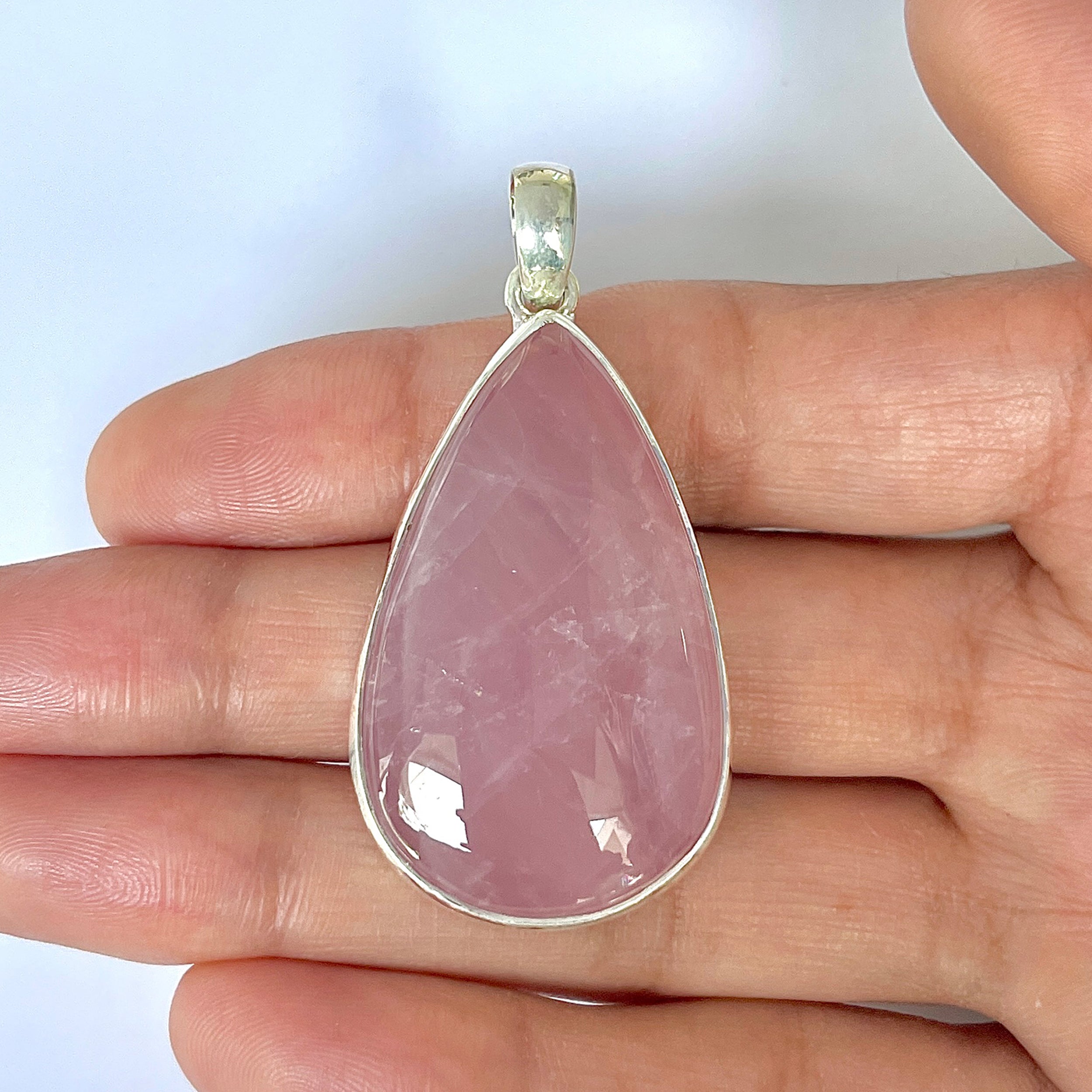 Rose Quartz Pendant-(RSQ-1-111)