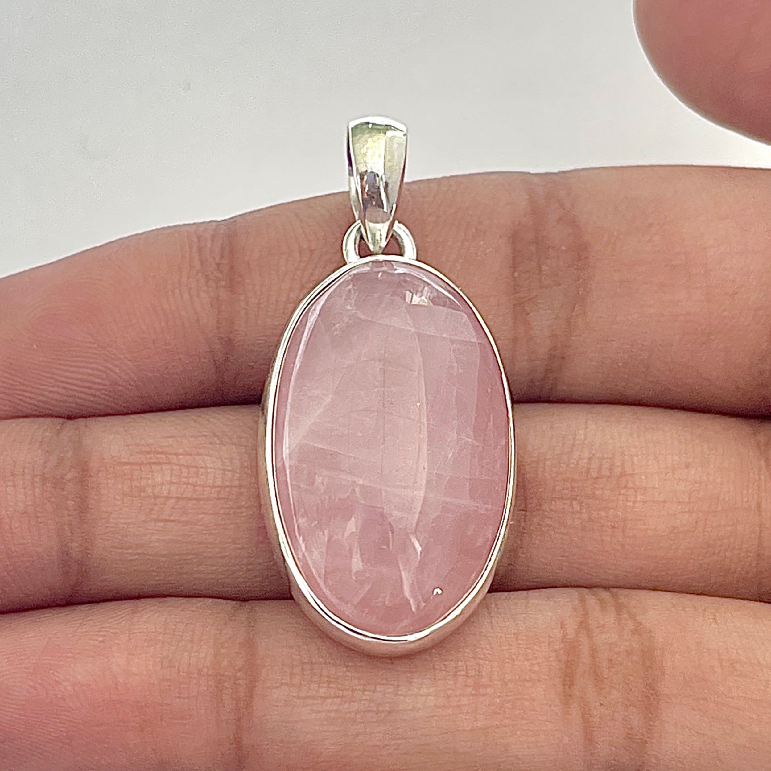 Rose Quartz Pendant-(RSQ-1-122)